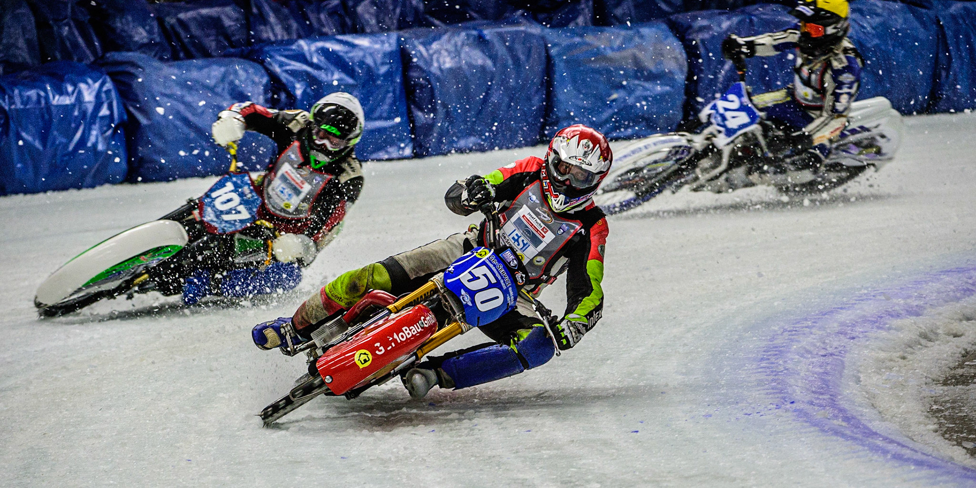 Harald Simon (50) (Red) leads Andrej Divis (107) (White) and Max Koivula (24) (Yellow) during the Ice Speedway Gladiators World Championship Final 1 at Max-Aicher-Arena, Inzell, Germany on Saturday 18th March 2023. (Photo: Ian Charles | MI News)