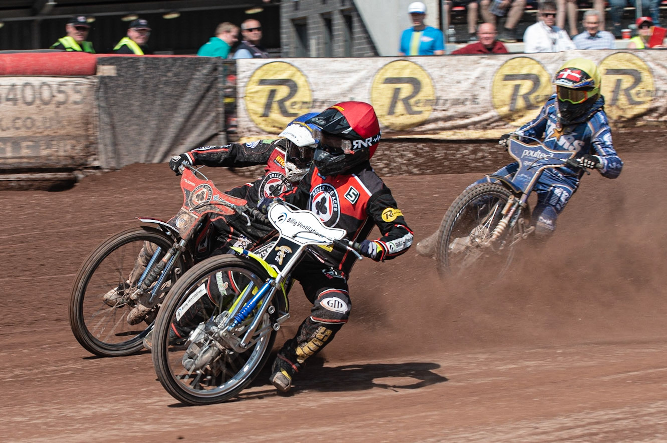 Photo: Ian Charles

Kenneth Bjerre (Red) and Jaimon Lidsey  (Blue) lead \Michael Palm Toft (Yellow)

Belle Vue Aces v Kings Lynn Stars, British Speedway Premiership, Belle Vue National Speedway Stadium, Manchester, Monday 26  August  2019