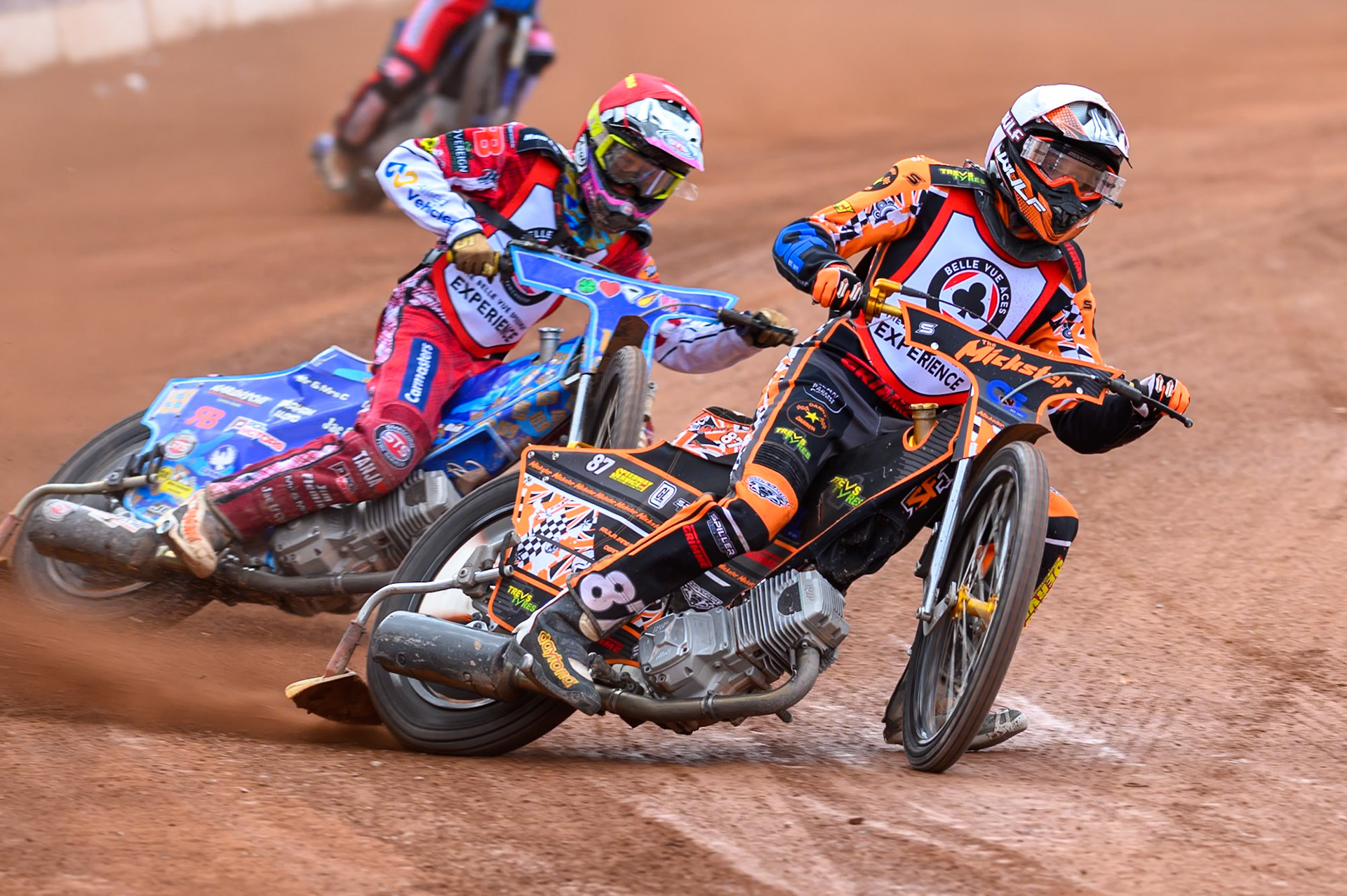 JR ASHWORTH &amp; SONS COLTS ACADEMY INDIVIDUALMickie Simpson in White leading Stene Pijper in Red during the JR Ashworth &amp; Sons Colts Individual at the National Speedway Stadium, Manchester on Sunday 10th May 2026. (Photo: Ian Charles | MI News)