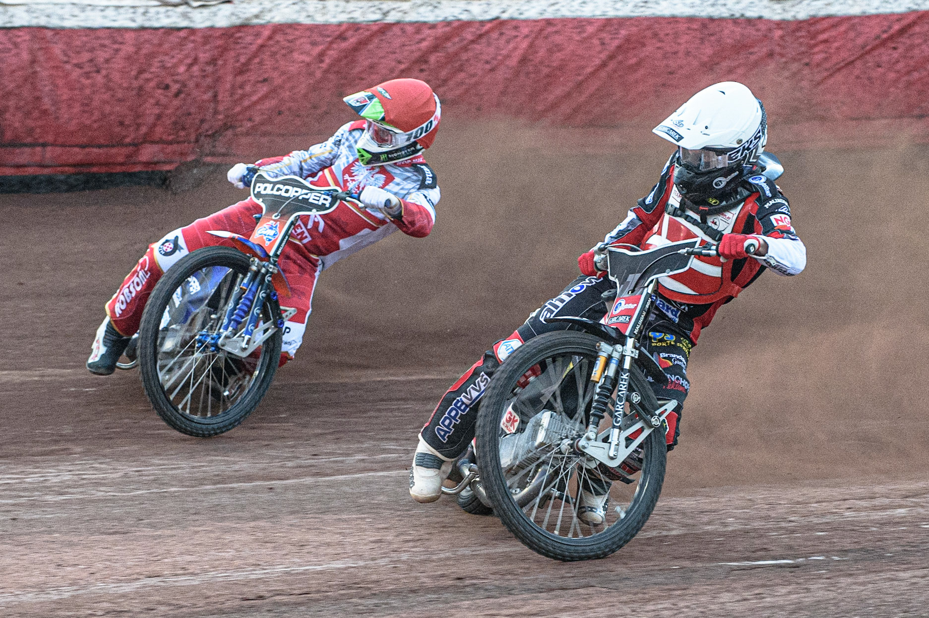GLASGOW, UK. JUNE 19TH.  Tobiasz Musielak (Poland)(Red) outside Nicolai Klindt (Denmark) (White) during the FIM Speedway Grand Prix Qualifying Round at the Peugeot Ashfield Stadium, Glasgow on Saturday 19th June 2021. (Credit: Ian Charles | MI News)