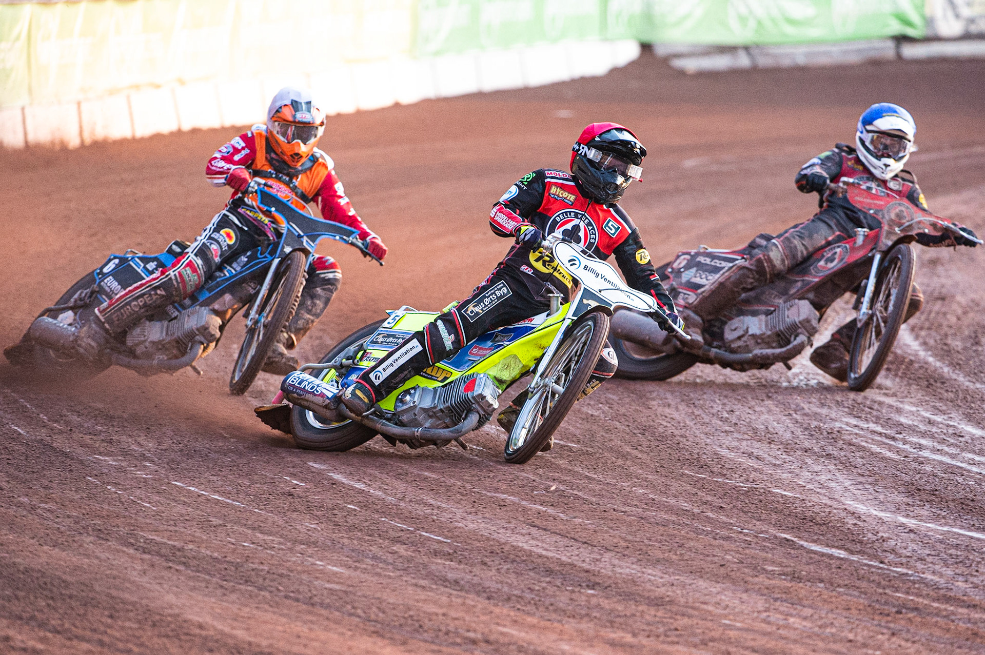 Photo by Ian Charles

Kenneth Bjerre  (Red) leads Jaimon Lidsey  (Blue) and Ellis Perks  (White)


Belle Vue Aces v Swindon Robins, British Speedway Premiership, Belle Vue National Speedway Stadium, Manchester, Monday 12  August  2019
