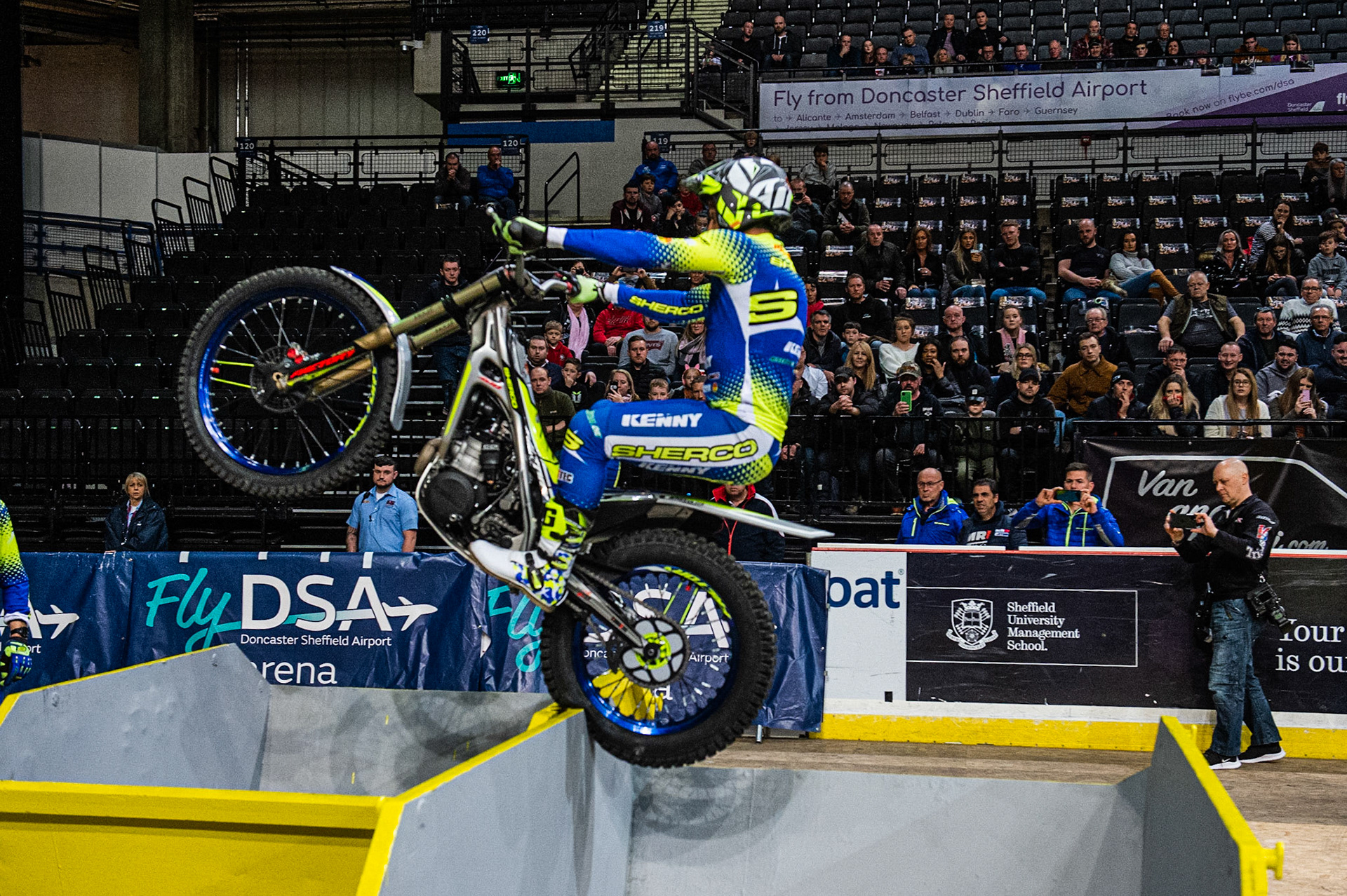 SHEFFIELD, ENGLAND  - DECEMBER 28TH    during the 25th Anniversary Sheffield Indoor Trial at the FlyDSA Arena, Sheffield on Saturday 28th December 2019. (Credit: Ian Charles | MI News)
