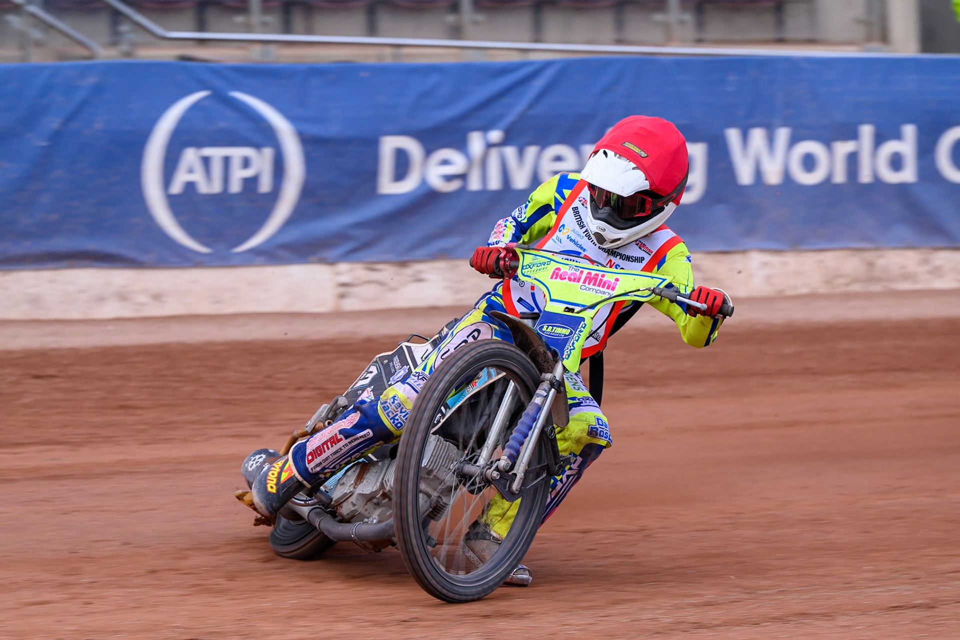 BRITISH YOUTH CHAMPIONSHIP (500cc): Harry Fletcher (23) in action during the British Youth Speedway Championship at the National Speedway Stadium, Manchester on Sunday 10th May 2026. (Photo: Ian Charles | MI News)