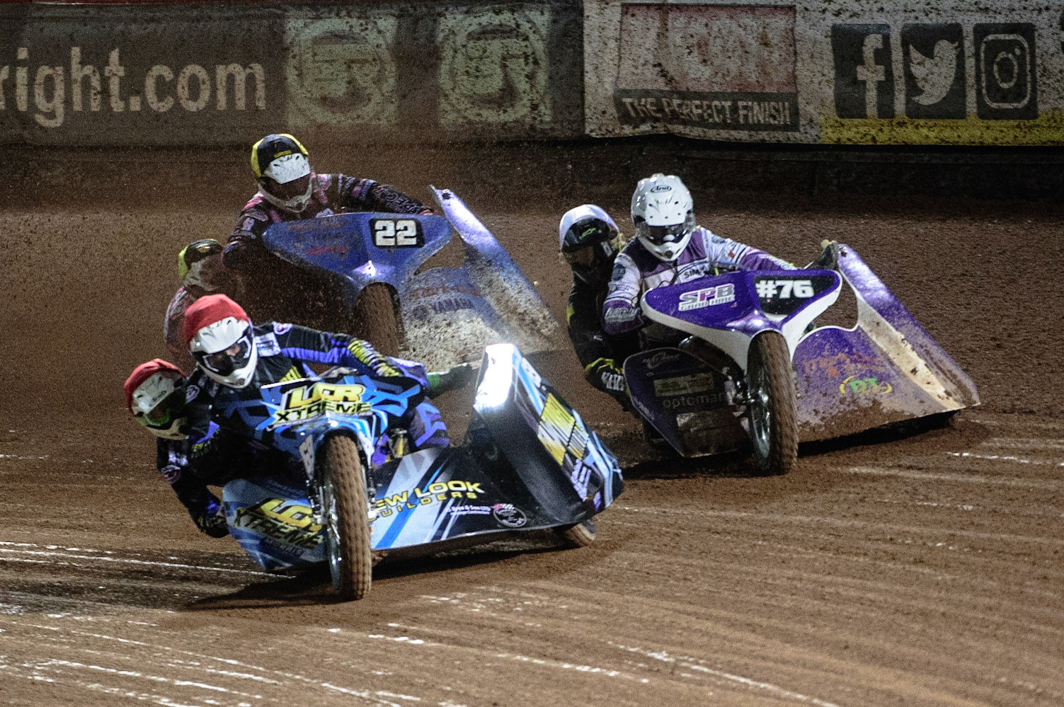 MANCHESTER, UK. OCT 30TH   Matt Tyrell &amp; Liam Brown  (Red) leads Simon Beaney &amp; Sam Heath (White) and Will Penfold &amp; Ricky Pay  (Yellow) during the Manchester Masters Sidecar Speedway and Flat Track Racing at the National Speedway Stadium, Manchester on Saturday 30th October 2021. (Credit: Ian Charles | MI News)