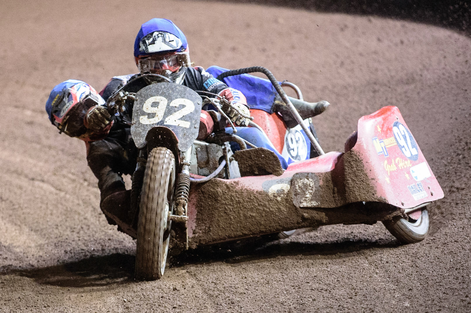 MANCHESTER, UK. OCT 30TH   Paul Whitelam &amp; Richard Webb  in action  during the Manchester Masters Sidecar Speedway and Flat Track Racing at the National Speedway Stadium, Manchester on Saturday 30th October 2021. (Credit: Ian Charles | MI News)