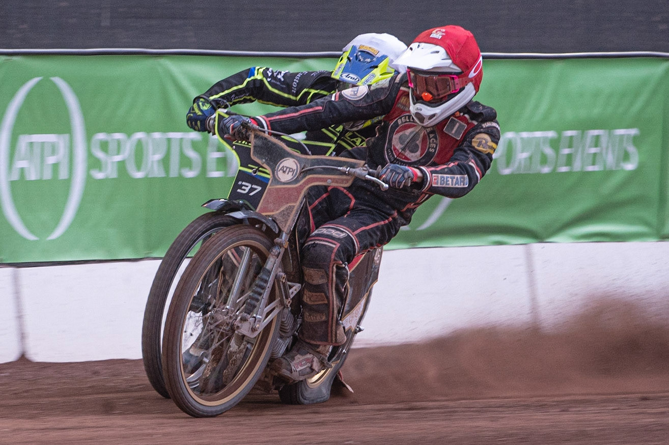 Photo: Ian Charles

Chris Harris (White) and Max Fricke (Red)  battle it out before their crash

Belle Vue Aces v Ipswich Witches, British Speedway Premiership, Belle Vue National Speedway Stadium,  Manchester, Monday 3  June  2019