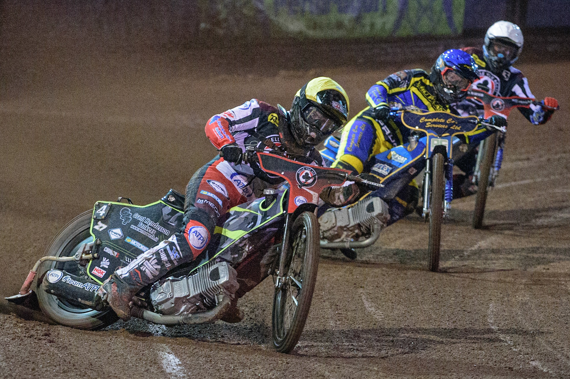 Tom Brennan   (Yellow) leads Kyle Howarth  (Blue) and Matej Zagar  (White) during the SGB Premiership Grand Final 2nd Leg between Sheffield Tigers and Belle Vue Aces at Owlerton Stadium, Sheffield on Thursday 13th October 2022. (Credit: Ian Charles | MI News)