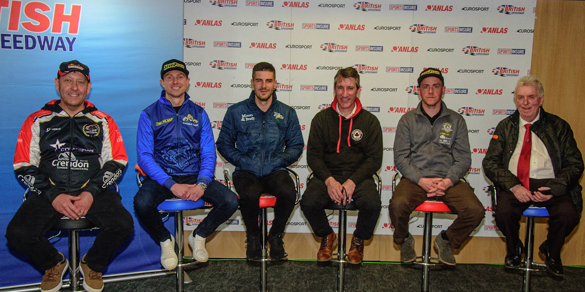 MANCHESTER, UK. APRIL 12TH: The Premiership Team Managers (L-r) Rob Lyon (Panthers), Simon Stead (Tigers), Alex Brady(Stars), Mark Lemon (Aces), Richie Hawkins (Witches), Peter Adams (Wolves) at the Discovery Networks Eurosport Speedway Season Launch at the National Speedway Stadium, Manchester on Tuesday 12th April 2022 (Credit: Ian Charles | MI News)