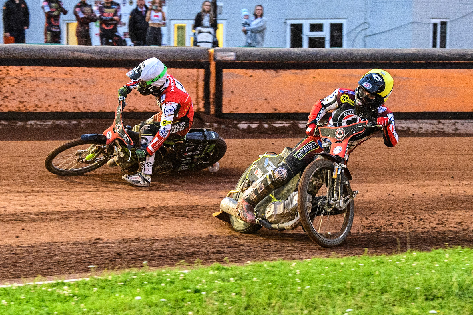 Tom Brennan (Yellow) passes team mate Charles Wright (Red) who pulls up with an engine problem during the Sports Insure Premiership match between Wolverhampton Wolves and Belle Vue Aces at Monmore Green Stadium, Wolverhampton on Monday 10th July 2023. (Photo: Ian Charles | MI News)