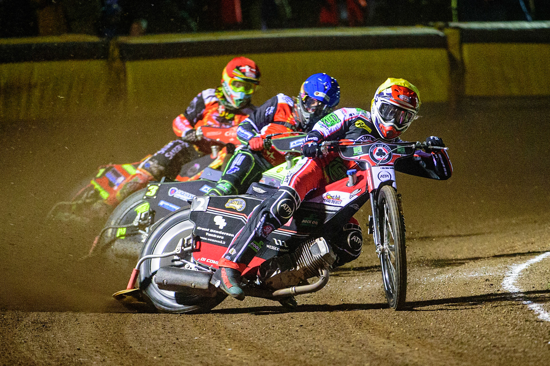 PETERBOROUGH, UK. OCT 14TH Richie Worrall (Yellow) leads Craig Cook (Blue) and Michael Palm Toft  (Red) during the SGB Premiership Grand Final 2nd leg between Peterborough and Belle Vue Aces at East of England Showground, Peterborough on Thursday 14th October 2021. (Credit: Ian Charles | MI News)