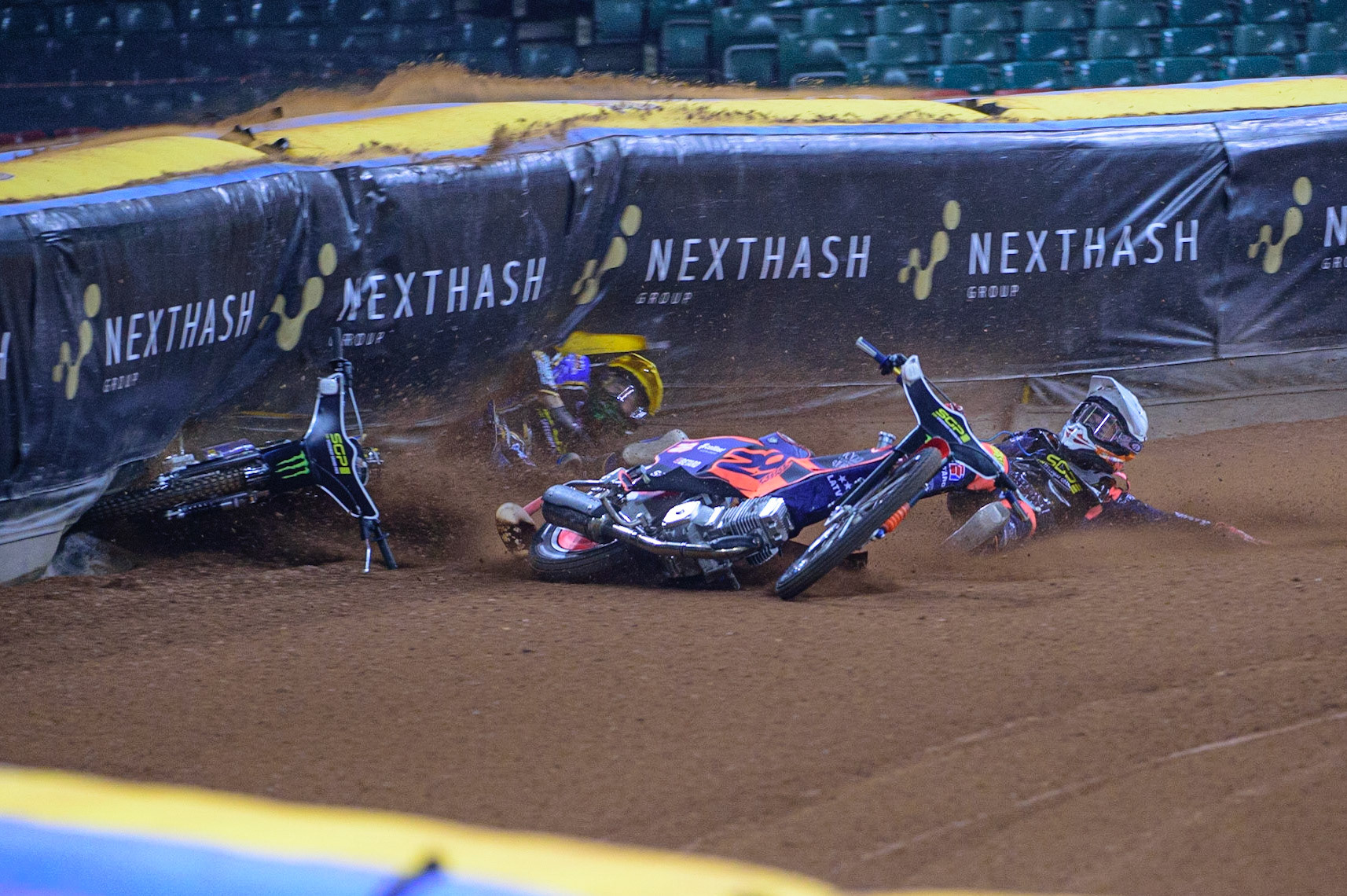 Andžejs Ļebedevs (29) (White) collides with Jason Doyle (69) (Yellow) on the opening turn during the FIM  Speedway Grand Prix of Great Britain at the Principality Stadium, Cardiff on Saturday 13th August 2022. (Credit: Ian Charles | MI News
