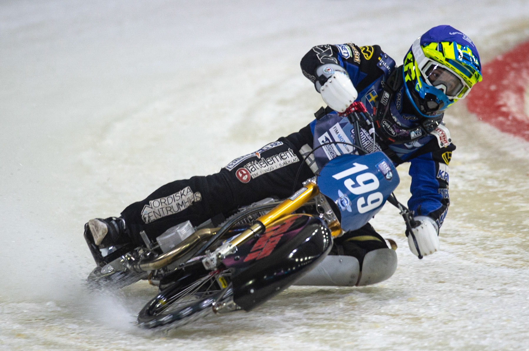 HEERENVEEN, NL. Martin Hååruhiltunen (199)  in action during the FIM Ice Speedway Gladiators World Championship Final 3 at Ice Rink Thialf, Heerenveen on Saturday  2 April 2022. (Credit: Ian Charles | MI News)