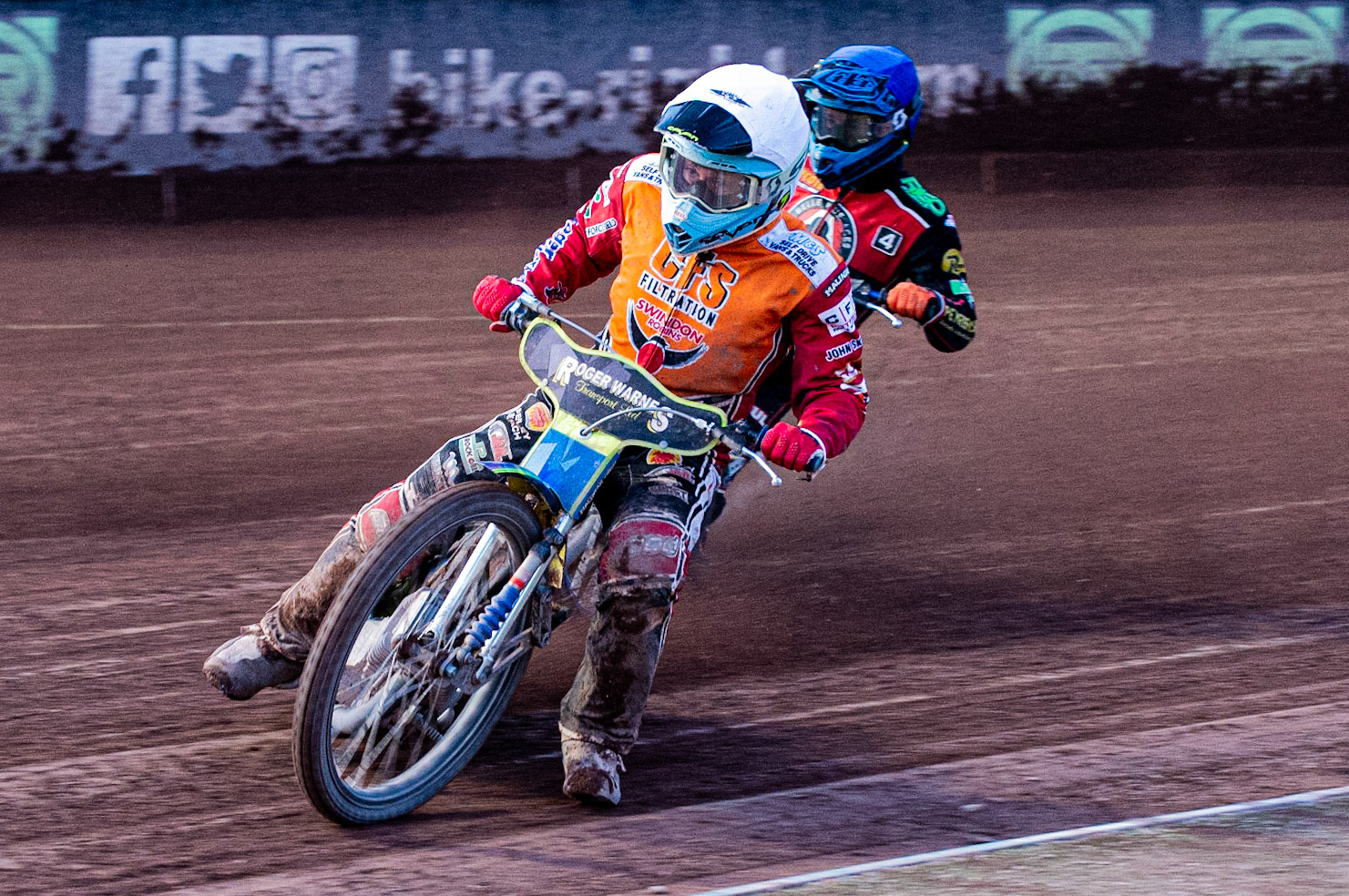Photo by Ian Charles

Troy Batchelor  (White) leads Dimitri Bergé  (Blue)


Belle Vue Aces v Swindon Robins, British Speedway Premiership, Belle Vue National Speedway Stadium, Manchester, Monday 12  August  2019