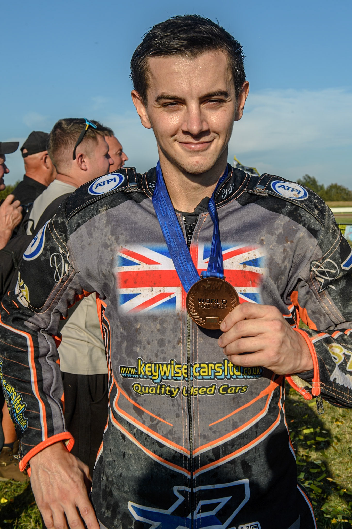 Zach Wajtknecht (109) of Great Britain with his bronze medal during the FIM Long Track World Championship Final 5 at the Speed Centre Roden, Roden, Netherlands on Sunday 22nd September 2024. (Photo: Ian Charles | MI News)