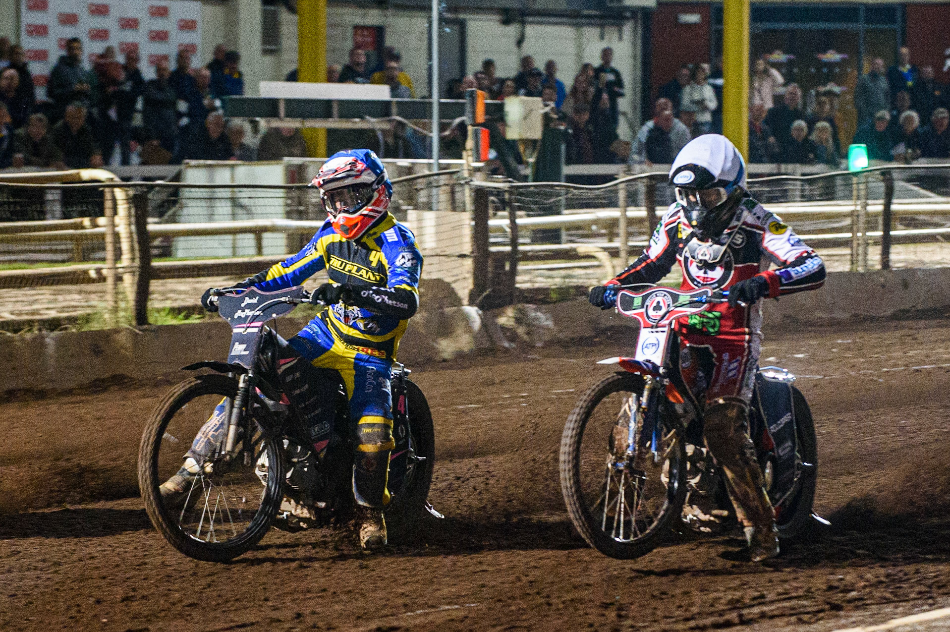 SHEFFIELD, UK. AUG 2NDJosh Pickering   (Blue) and Brady Kurtz  (White) leave the start during the SGB Premiership match between Sheffield Tigers and Belle Vue Aces at Owlerton Stadium, Sheffield on Thursday 2nd September 2021. (Credit: Ian Charles | MI News)