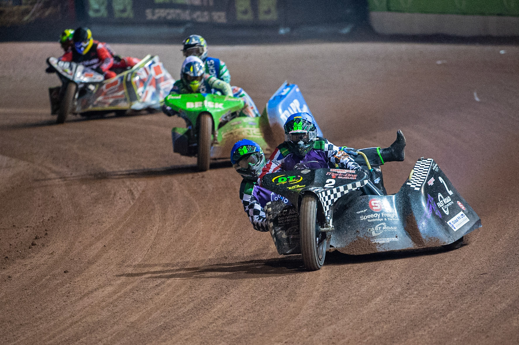 MANCHESTER, ENGLAND Nevill Penfold & Kev Jones(2) leads Jack Penfold & Kieran Ivy(6) and Joe Mogg & Joe Smith (98) during the  ACU Sidecar Speedway Manchester Masters,  Belle Vue National Speedway Stadium, Manchester Saturday 12 October 2019 (Credit: Ian Charles | MI News)