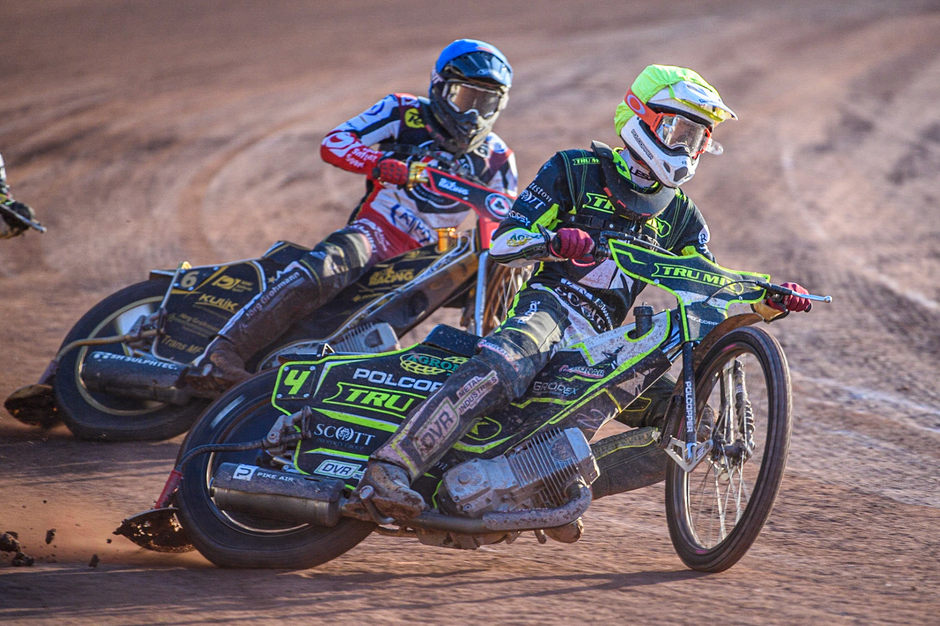 Keynan Rew (Yellow) leads Charles Wright (Blue) during the Sports Insure Premiership match between Belle Vue Aces and Ipswich Witches at the National Speedway Stadium, Manchester on Monday 5th June 2023. (Photo: Ian Charles | MI News)