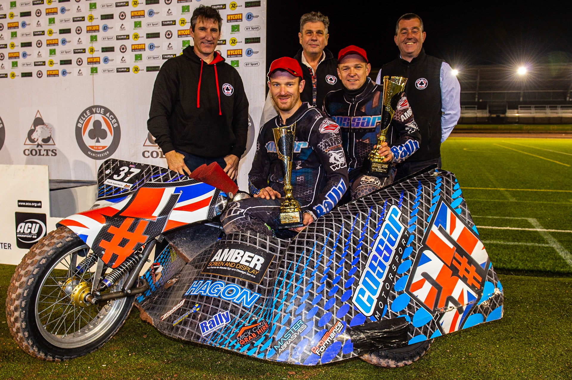 MANCHESTER, ENGLAND Winners Mark Cossar & Carl Pugh with rear Mark lemon, Steve Casey and Adrian Smith from Belle Vue Speedway during the  ACU Sidecar Speedway Manchester Masters,  Belle Vue National Speedway Stadium, Manchester Saturday 12 October 2019 (Credit: Ian Charles | MI News)
