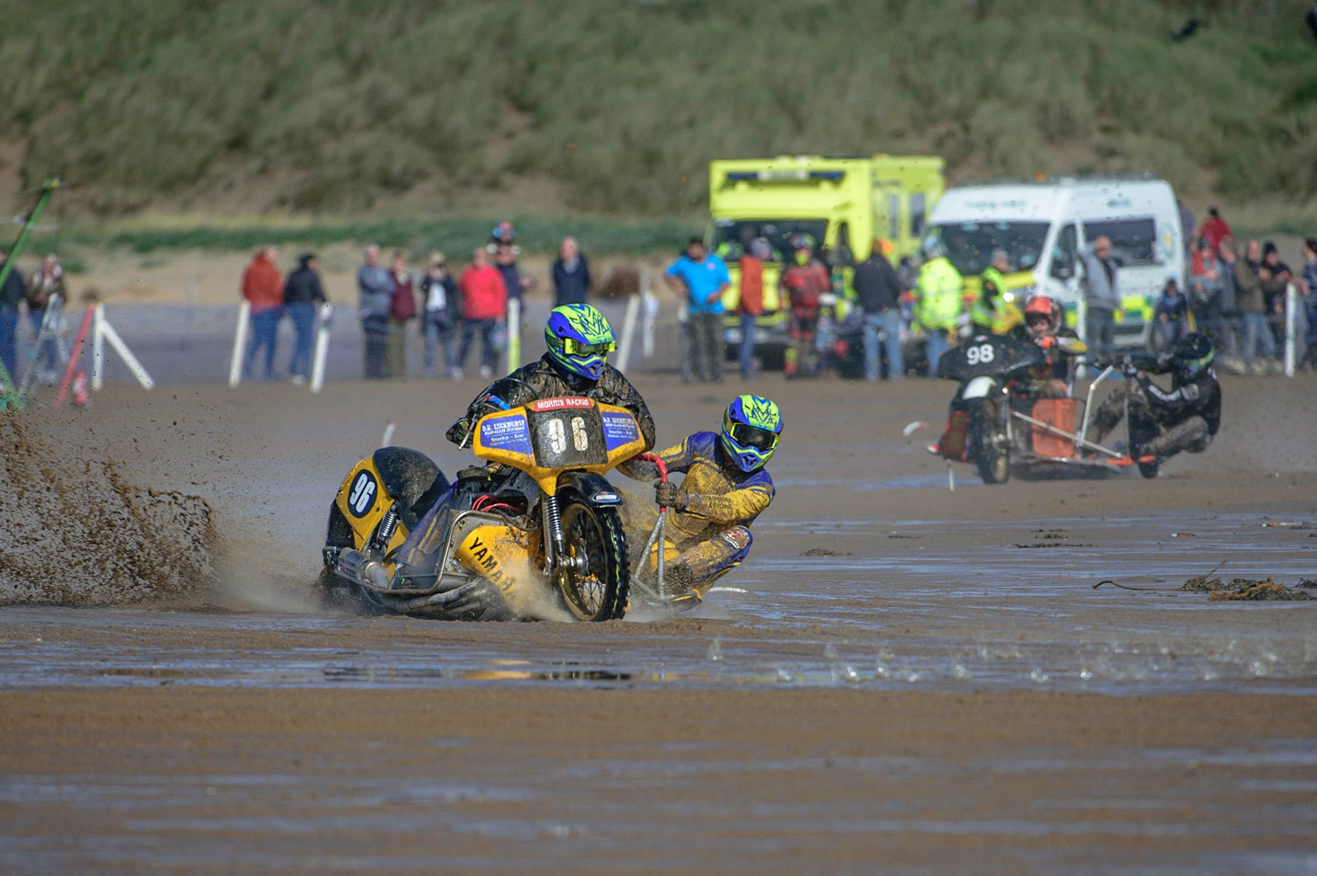 Tom Penfold &amp; Will Naden (96) leads Michael Phillips &amp; Simon Tillman (98) during the Fylde ACU British Sand Racing Masters Championship on  Sunday 2nd October 2022. (Credit: Ian Charles | MI News)