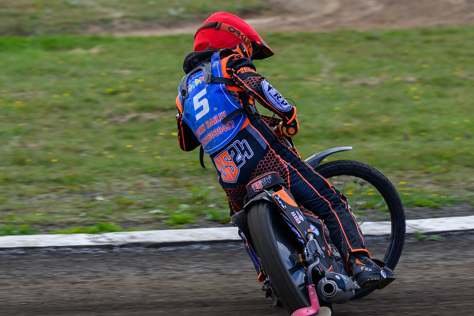 Jack Smith of Buxton Bulls in action during the WSRA National Development League match between Buxton Bulls and Edinburgh Monarchs Academy at Hi-Edge Speedway, Buxton on Sunday 14th June 2026. (Photo: Ian Charles | MI News)