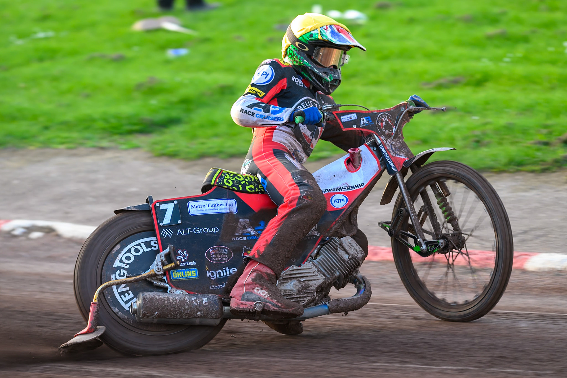 Will Cairns of Belle Vue Aces in action during the Rowe Motor Oil Premiership match between Sheffield Tigers and Belle Vue Aces at Owlerton Stadium, Sheffield on Monday 25th May 2026. (Photo: Ian Charles | MI News)