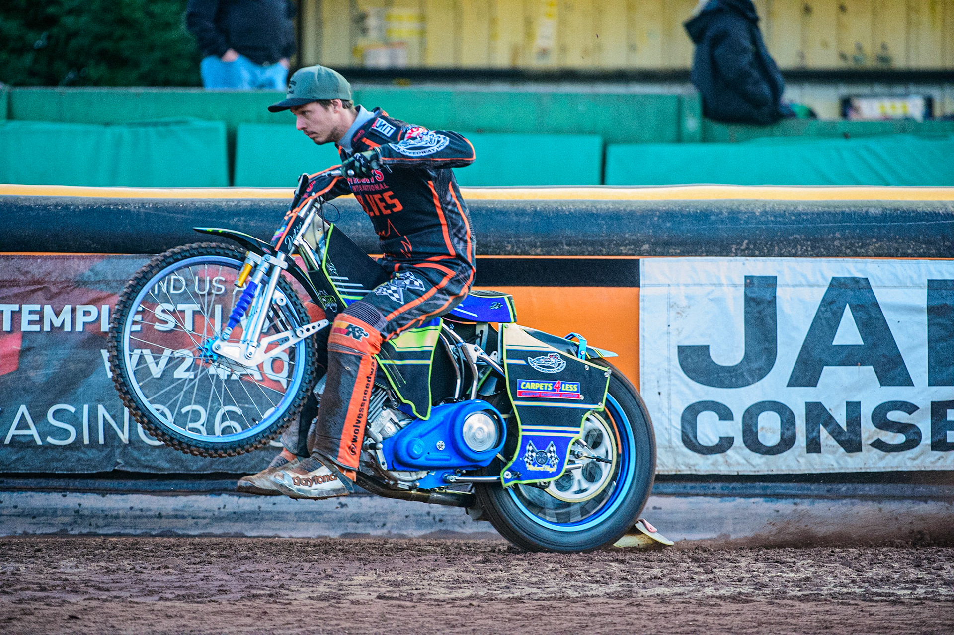 Nick Morris  does a practice start during the SGB Premiership match between Wolverhampton Wolves and Belle Vue Aces at Monmore Green Stadium, Wolverhampton on Monday 29th August 2022. (Credit: Ian Charles | MI News)
