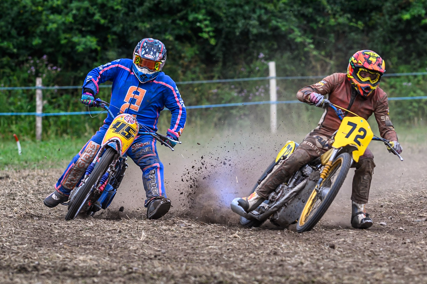 Glynn Drake (72) on the inside of Shaun Bickley (45) in the Upright Engine Class during the ACU Northern Grass Track Riders Championship at Cheshire Grass Track Club, Frog Lane, Knutsford, Cheshire on Sunday 20th July 2025. (Photo: Ian Charles | MI News)