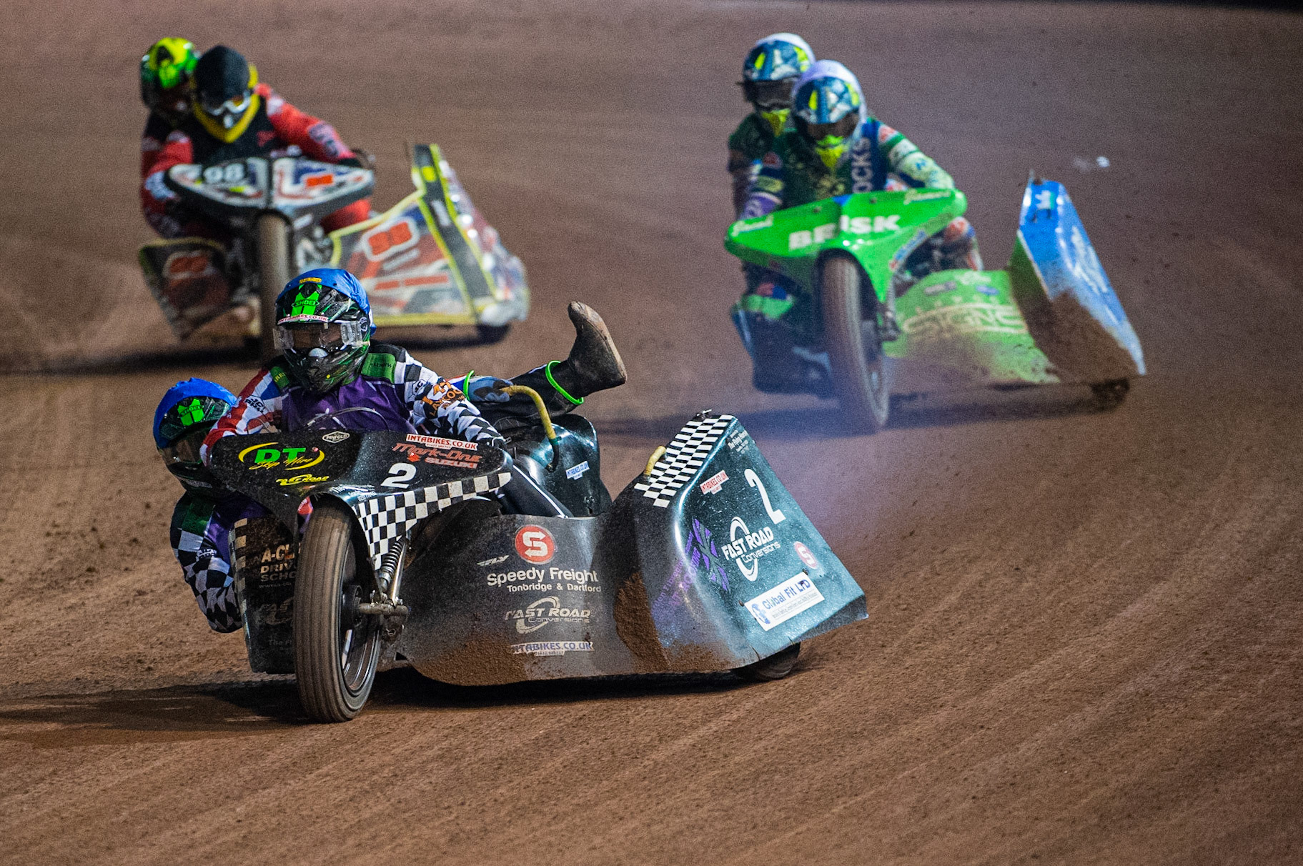 MANCHESTER, ENGLAND Nevill Penfold & Kev Jones(2) leads Jack Penfold & Kieran Ivy(6) and Joe Mogg & Joe Smith (98) during the  ACU Sidecar Speedway Manchester Masters,  Belle Vue National Speedway Stadium, Manchester Saturday 12 October 2019 (Credit: Ian Charles | MI News)