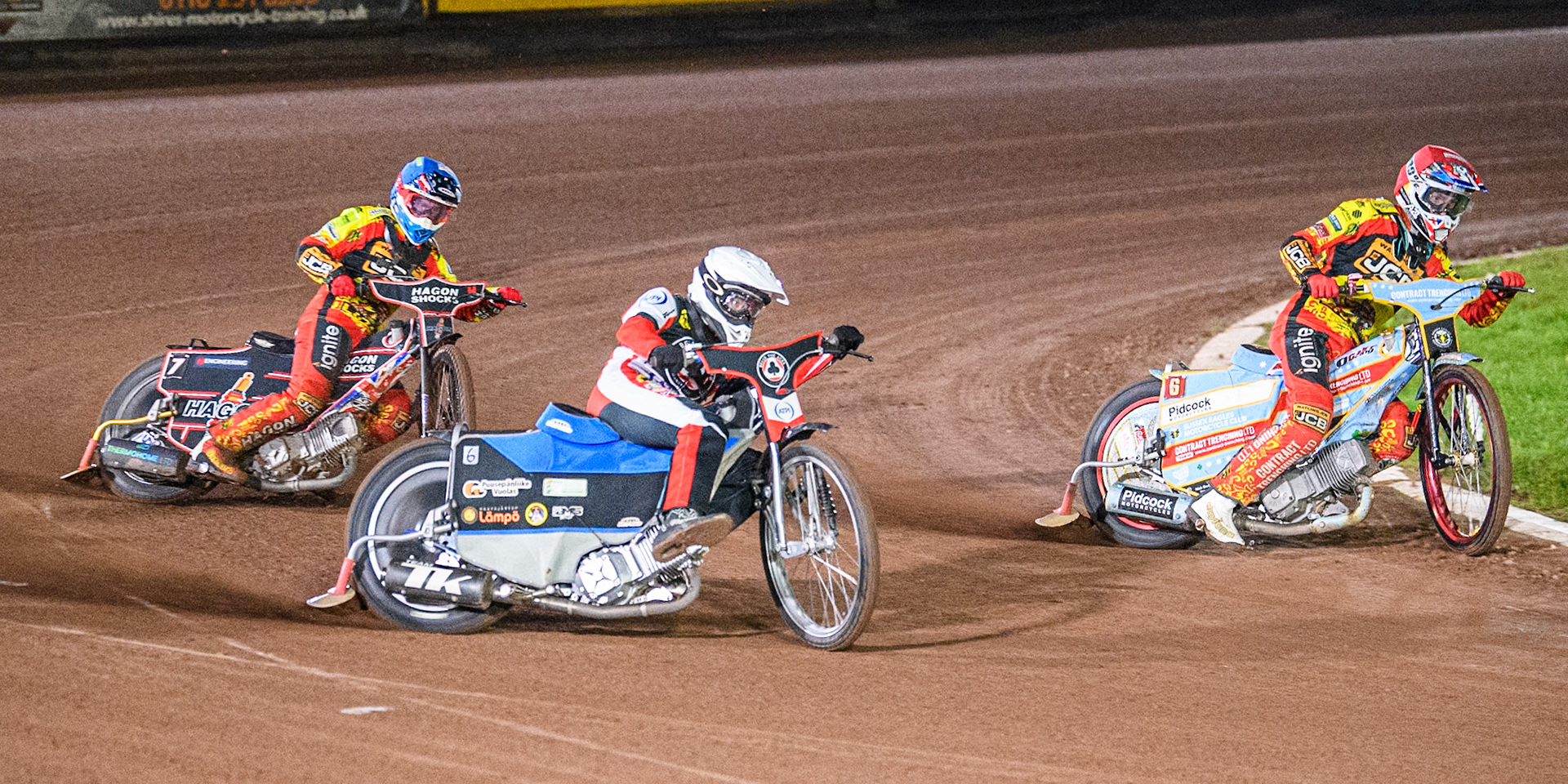 Belle Vue Aces' Antti Vuolas in White rides outside Leicester Lions' Drew Kemp in Red and Leicester Lions' Sam Hagon in Blue during the Rowe Motor Oil Premiership Grand Final 2nd Leg between Leicester Lions and Belle Vue Aces at the Pidcock Motorcycles Arena, Leicester on Thursday 26th September 2024. (Photo: Ian Charles | MI News)