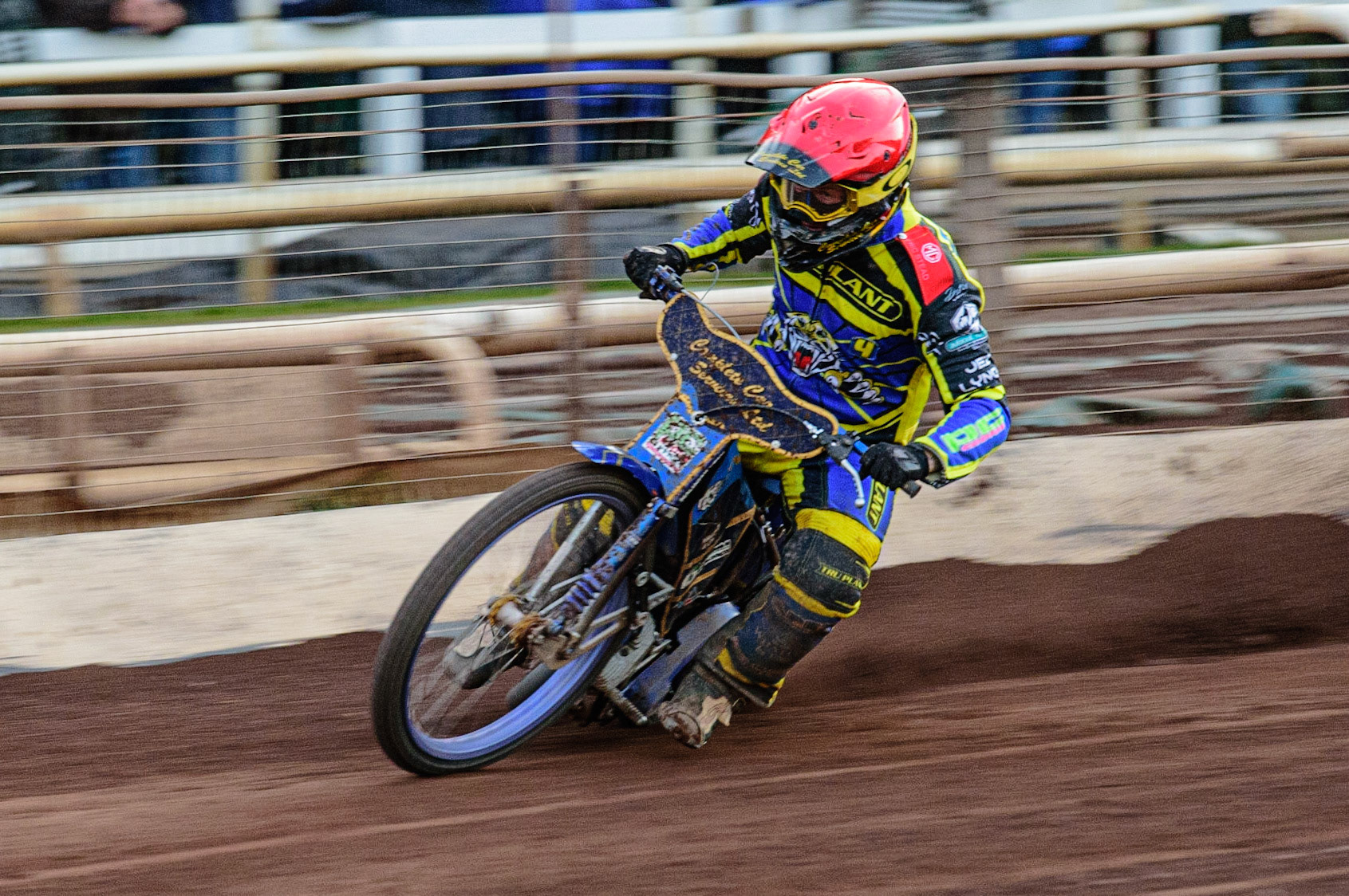 SHEFFIELD, UK. MAY 26TH  Kyle Howarth  in action  for Sheffield TruPlant Tigers  during the SGB Premiership match between Sheffield Tigers and Belle Vue Aces at Owlerton Stadium, Sheffield on Thursday 26th May 2022. (Credit: Ian Charles | MI News)
