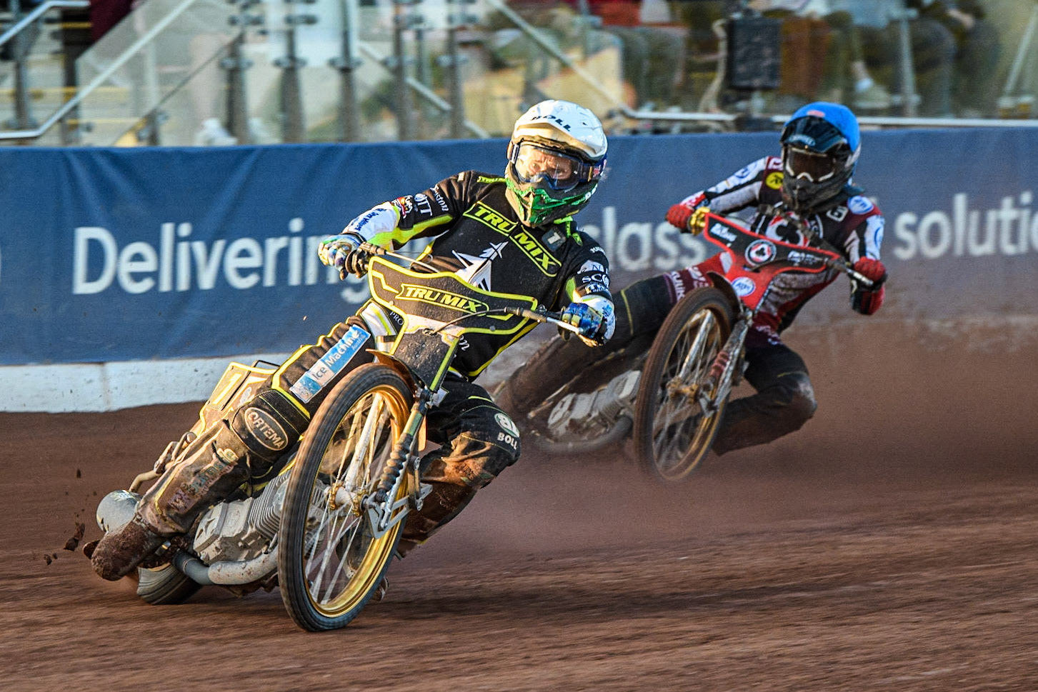 Jason Doyle (White) leads Norick Blodorn (Blue) during the Sports Insure Premiership match between Belle Vue Aces and Ipswich Witches at the National Speedway Stadium, Manchester on Monday 5th June 2023. (Photo: Ian Charles | MI News)