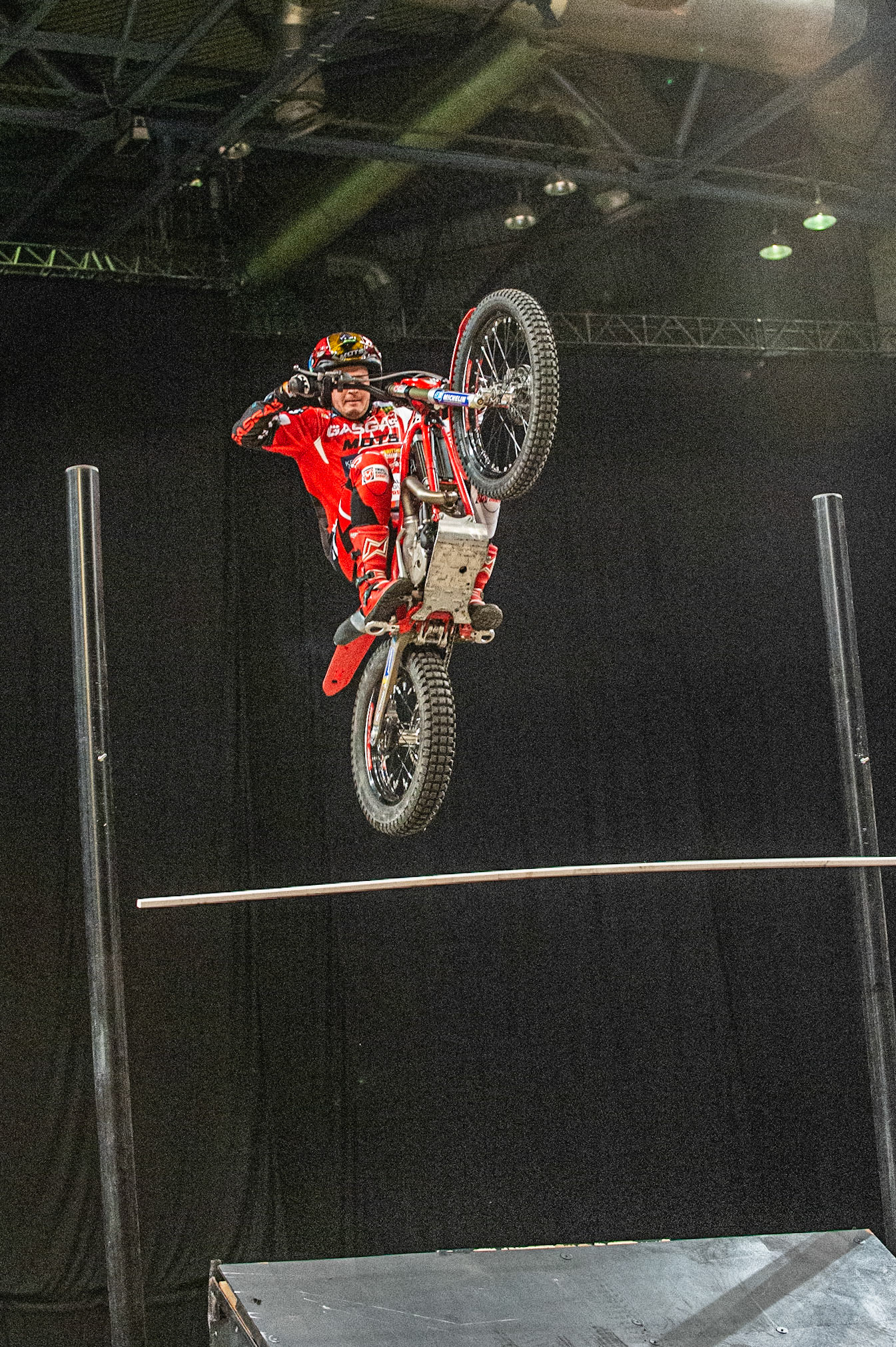 SHEFFIELD, ENGLAND  - DECEMBER 28TH   Jack Price, UK (GasGas) hits the bar and is eliminated from the high jump during the 25th Anniversary Sheffield Indoor Trial at the FlyDSA Arena, Sheffield on Saturday 28th December 2019. (Credit: Ian Charles | MI News)