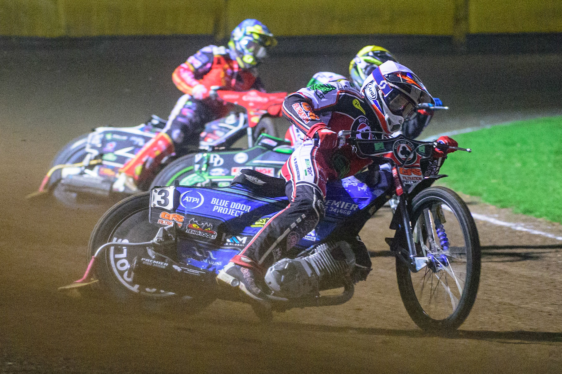 PETERBOROUGH, UK. OCT 14TH Steve Worrall   (White) leads Charles Wright  (Yellow) and Scott Nicholls  (Blue) during the SGB Premiership Grand Final 2nd leg between Peterborough and Belle Vue Aces at East of England Showground, Peterborough on Thursday 14th October 2021. (Credit: Ian Charles | MI News)