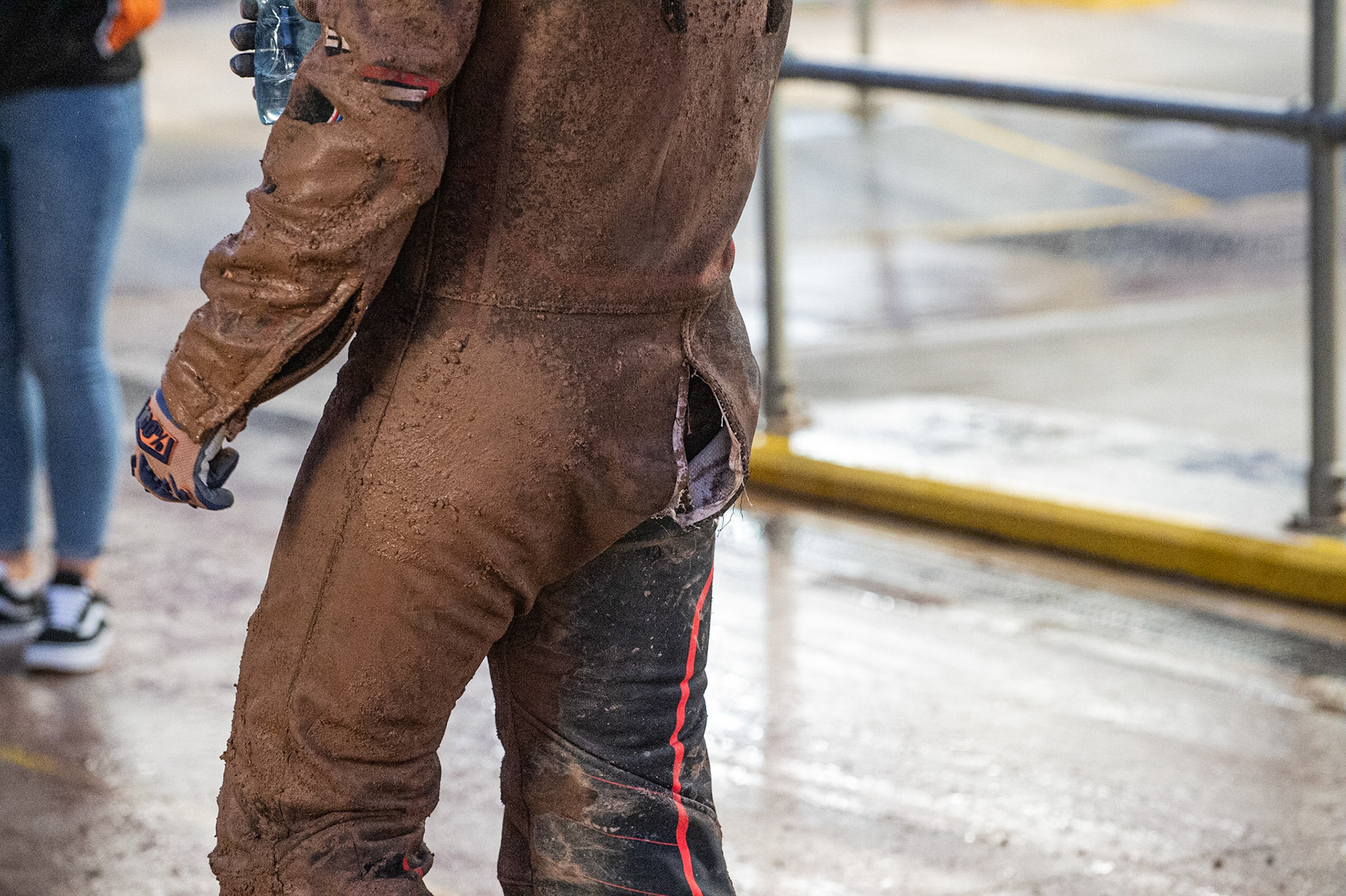 Photo: Ian Charles

The unfortunate rip in Jordan Palin’s kevlar after this crash

Belle Vue Colts v Kent Kings, SGB National League, Belle Vue National Speedway Stadium, Manchester, Thursday 1  August  2019