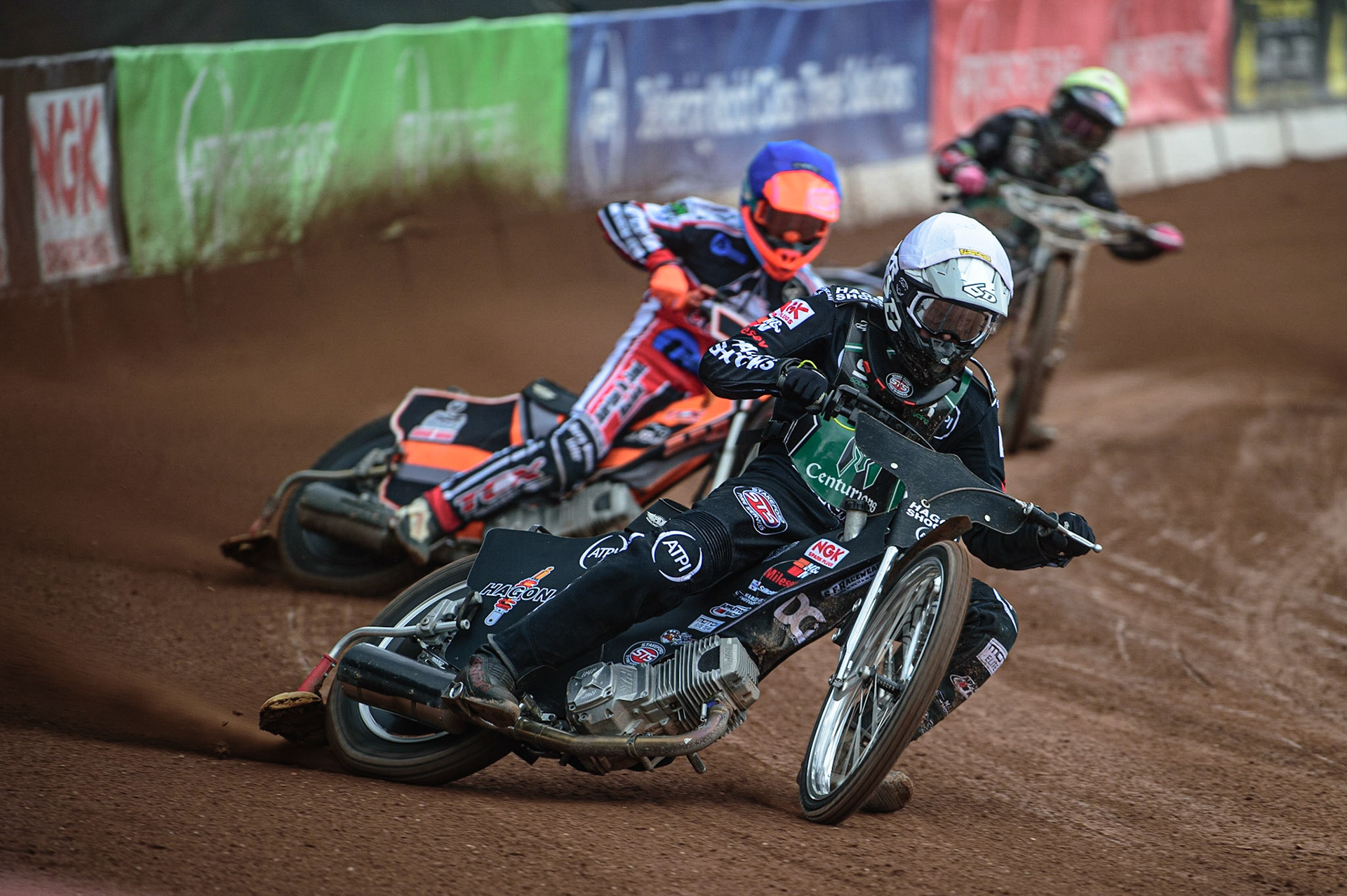MANCHESTER, UK. APR 15TH   Dan Gilkes  (White) leads Connor Coles  (Blue) and Connor King  (Yellow) during the National Development League match between Belle Vue Colts and Plymouth Centurions at the National Speedway Stadium, Manchester on Friday 15th April 2022. (Credit: Ian Charles | MI News)