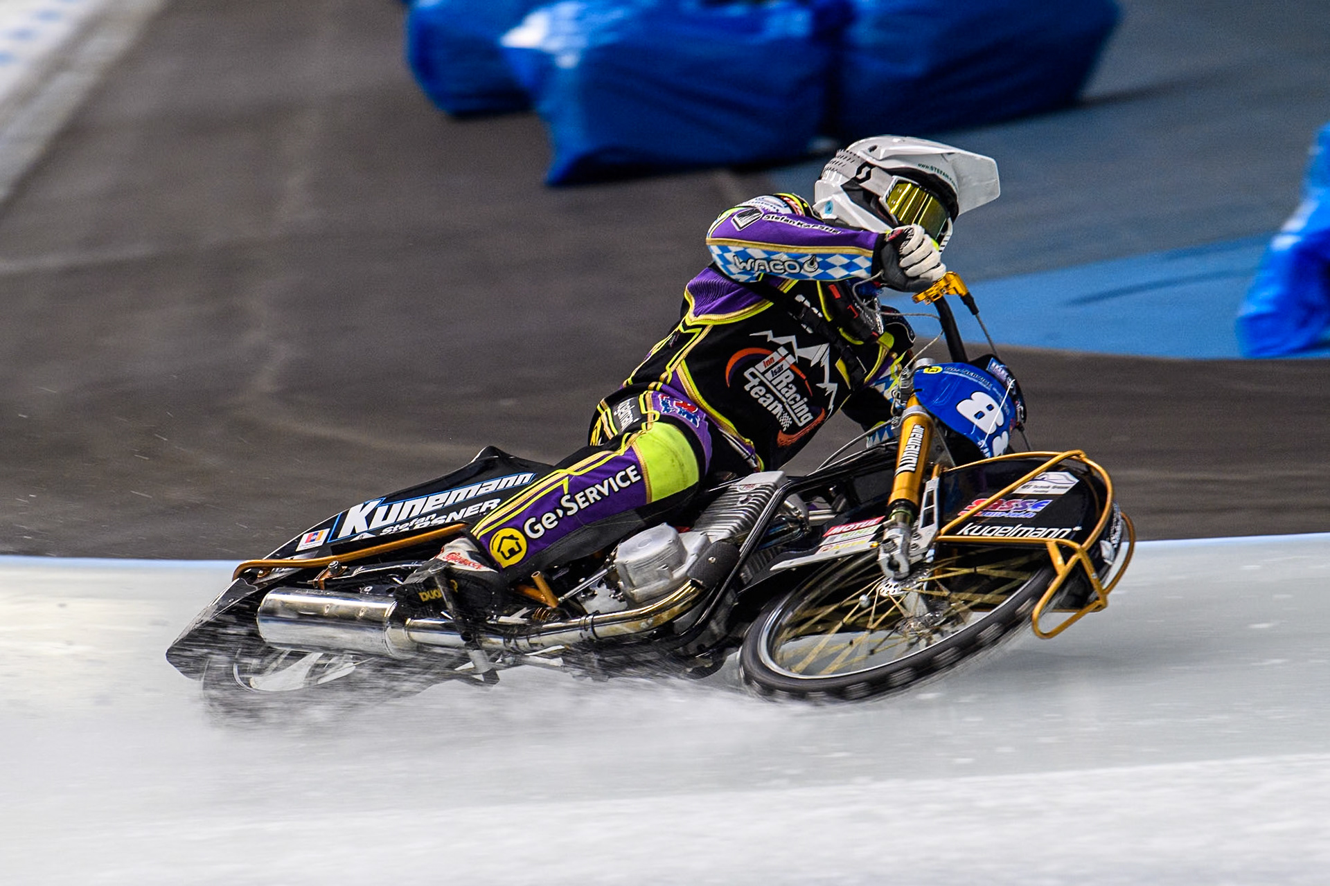 Max Niedermaier  (88) of Germany in action during practice for  the Ice Speedway Gladiators World Championship Finals 1 &amp; 2 at Max-Aicher-Arena, Inzell on Friday 14th March 2025. (Photo: Ian Charles | MI News)
