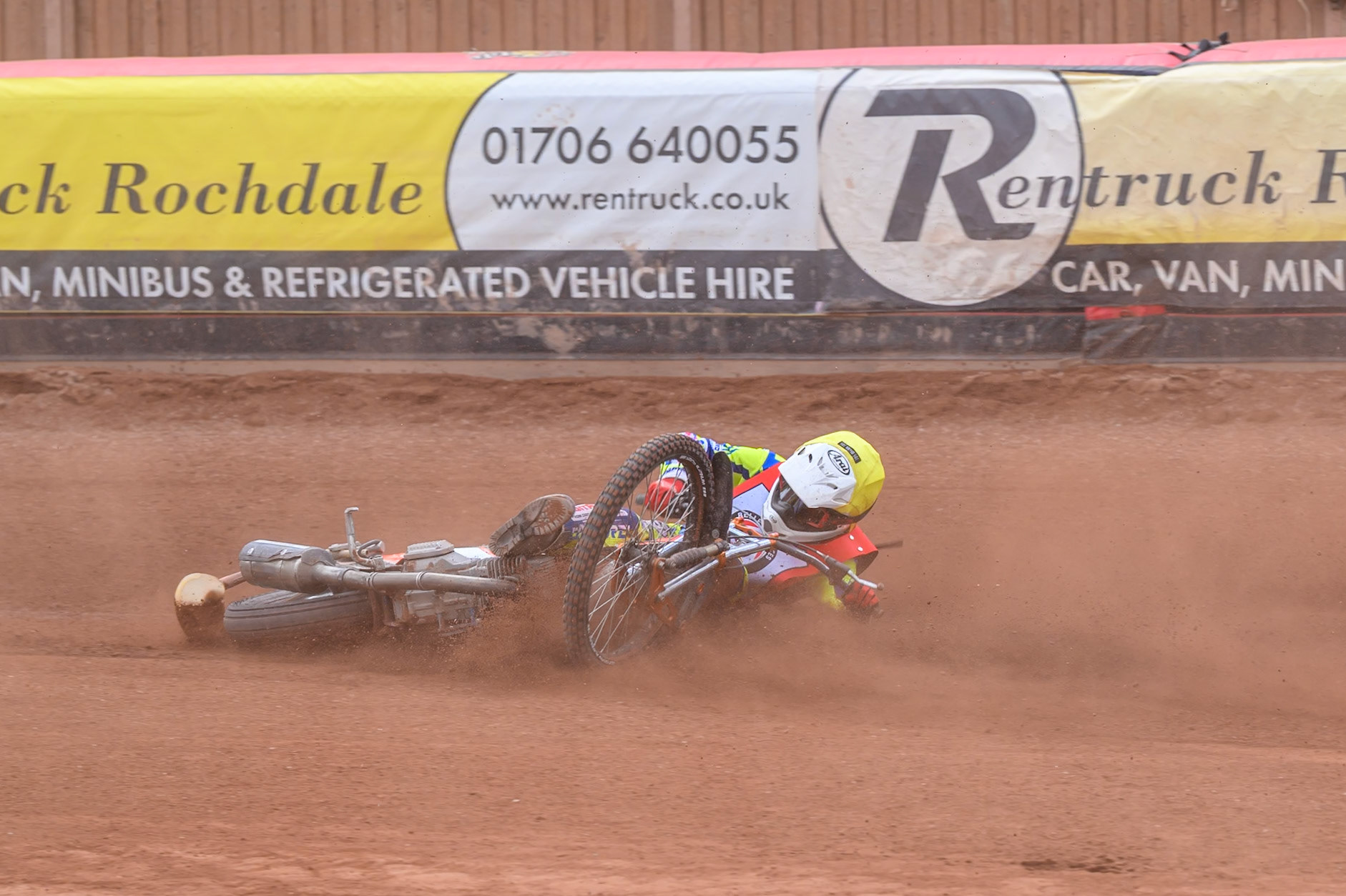 JR ASHWORTH &amp; SONS COLTS ACADEMY INDIVIDUALHarry Fletcher in Yellow rides inside Senna Summers in Blue before he slides off during the JR Ashworth &amp; Sons Colts Individual at the National Speedway Stadium, Manchester on Sunday 10th May 2026. (Photo: Ian Charles | MI News)