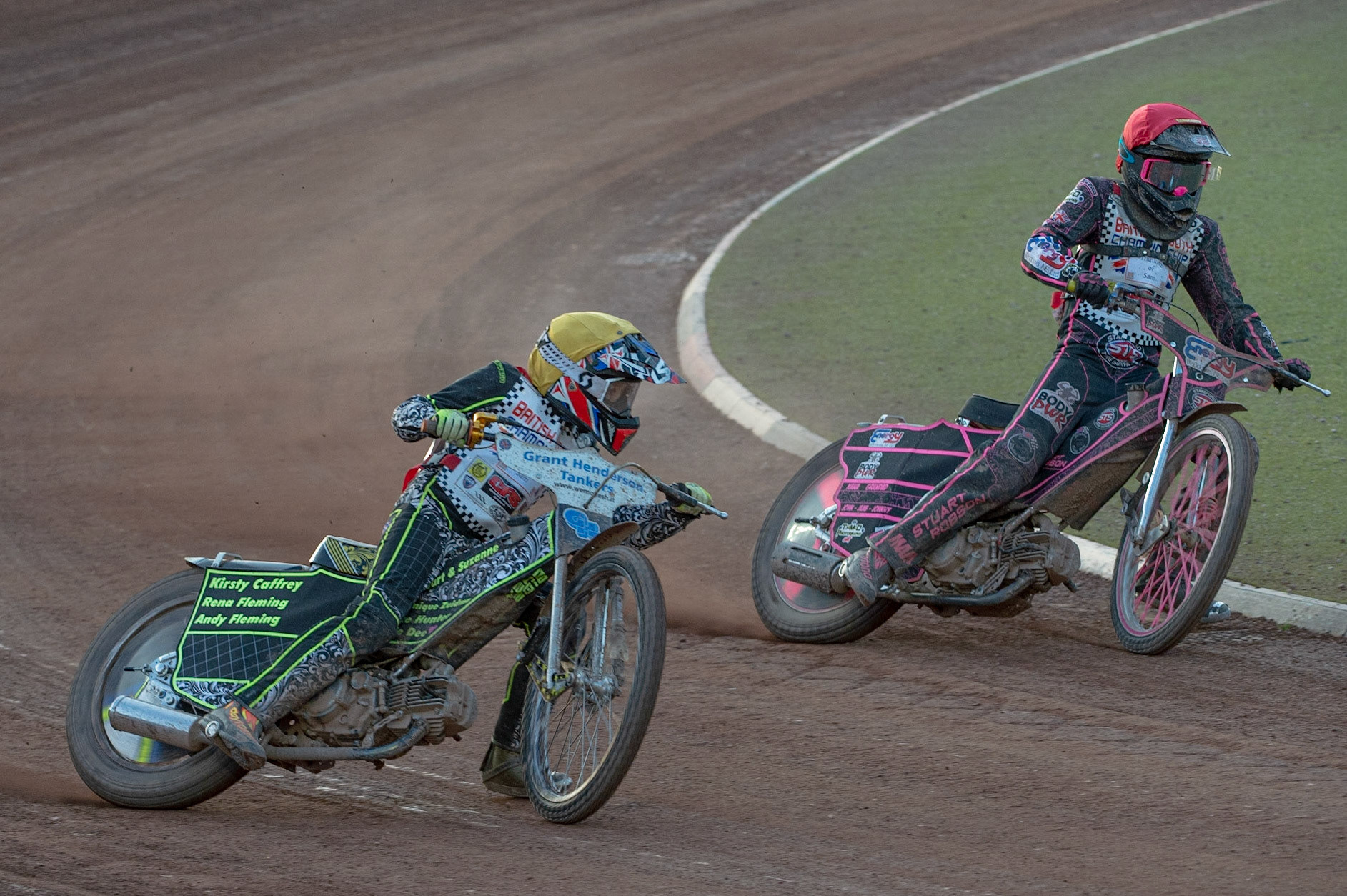 Photo: Ian Charles

Danny Smith (Red) inside Ace Pijper (Yellow)

Summer Speed Saturday & British Youth Speedway Championship Round 5, National Speedway Stadium, Manchester, Saturday 22 June 2019