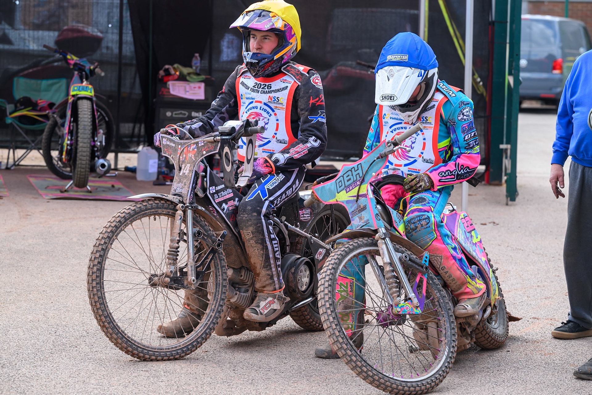 BRITISH YOUTH CHAMPIONSHIP (250cc): Kane Newby (14) (Left) and Demi Blu Harris (22)  wait to go out for their next heat during the British Youth Speedway Championship at the National Speedway Stadium, Manchester on Sunday 10th May 2026. (Photo: Ian Charles | MI News)