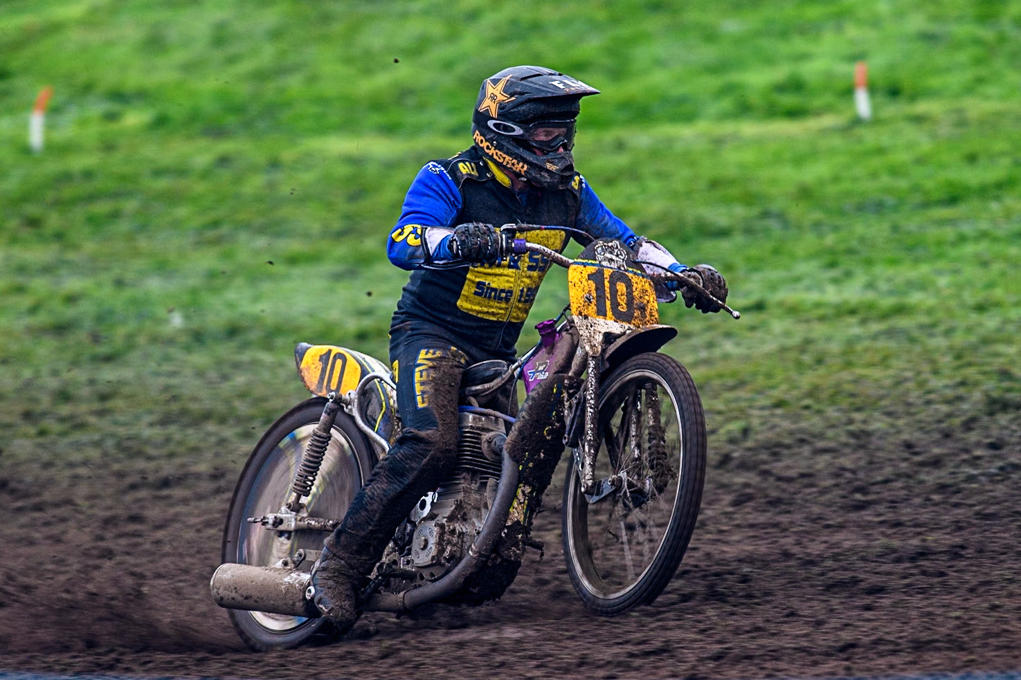 Tony Atkin (10) leads the Upright 500cc Final during the ACU British Upright Championships at Woodhouse Lance, Gawsworth, Cheshire on Sunday 8th September 2024. (Photo: Ian Charles | MI News)