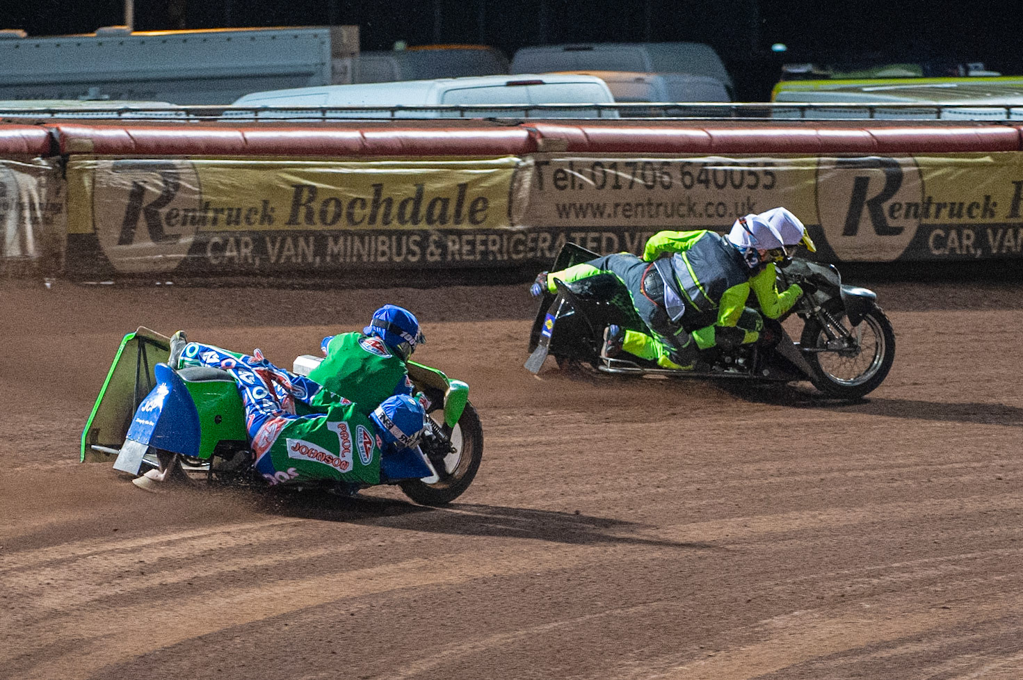 MANCHESTER, ENGLAND Philip Wynn & Adam Cowper Smith(11) leads Jack Penfold & Kieran Ivy(6) during the  ACU Sidecar Speedway Manchester Masters,  Belle Vue National Speedway Stadium, Manchester Saturday 12 October 2019 (Credit: Ian Charles | MI News)