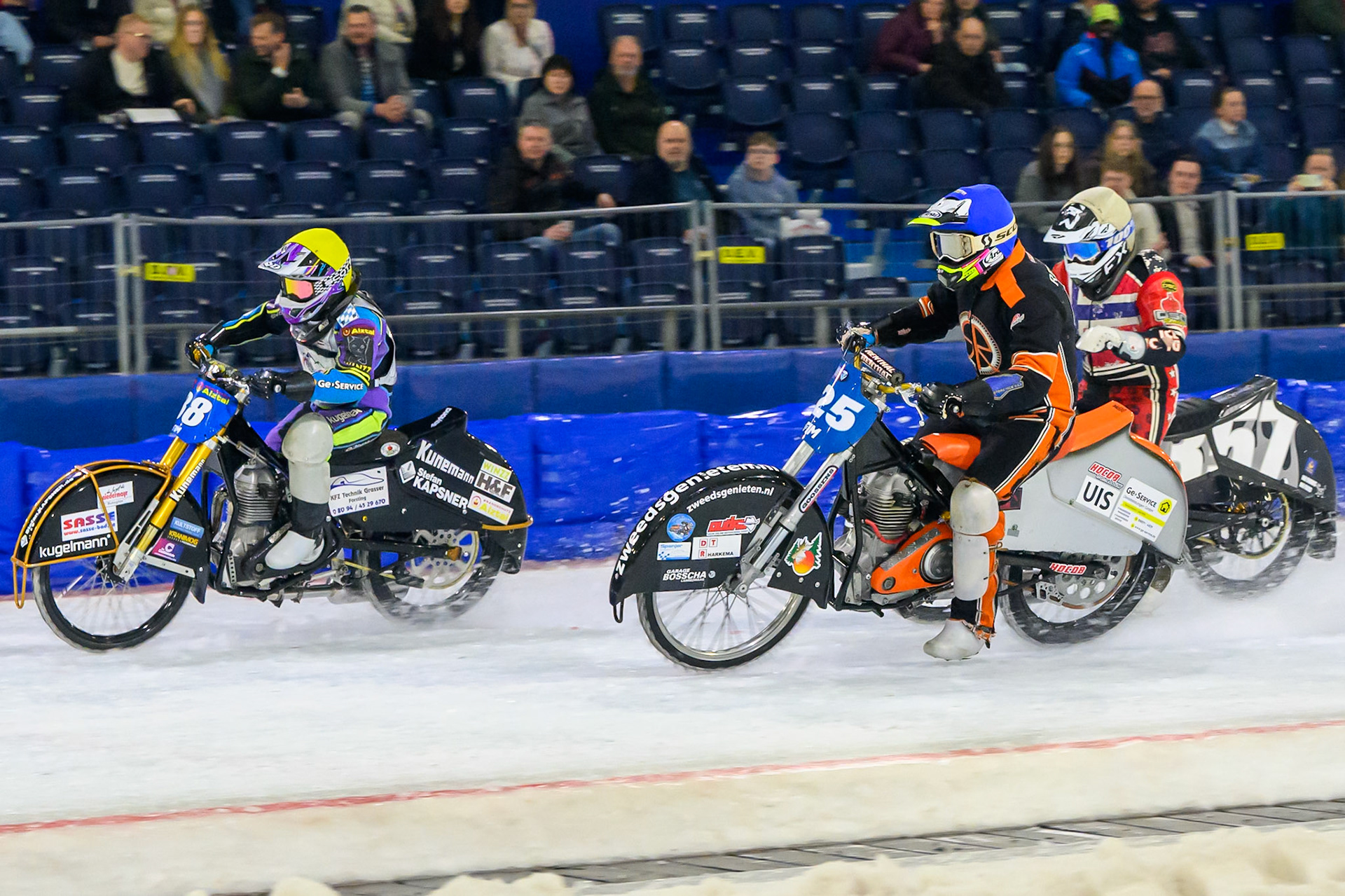 Heat 18 start Maximilian Niedermaier of Germany in Yellow rides outside Sebastian Reitsma of The Netherlands  in Blue with Jo Saetre of Norway  in White behind during the ROELOF THIJS BOKAAL at Ice Rink Thialf, Heerenveen on Friday 10th April 2026.  (Photo: Ian Charles | MI News)