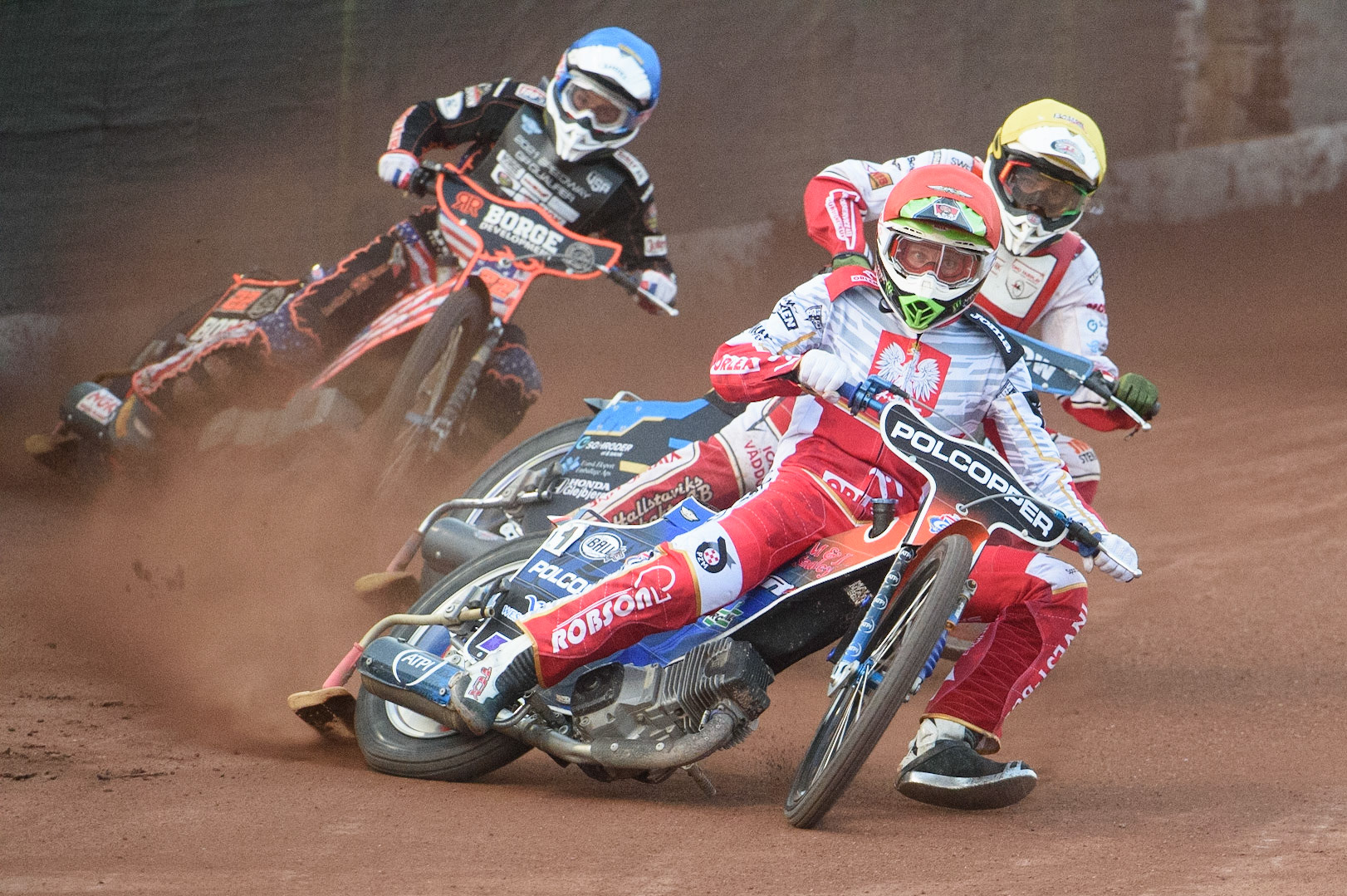 GLASGOW, UK. JUNE 19TH.  Tobiasz Musielak (Poland) (Red) leads Rasmus Jensen (Denmark) and Drew Kemp (Reserve) (Great Britain) (Blue) during the FIM Speedway Grand Prix Qualifying Round at the Peugeot Ashfield Stadium, Glasgow on Saturday 19th June 2021. (Credit: Ian Charles | MI News)
