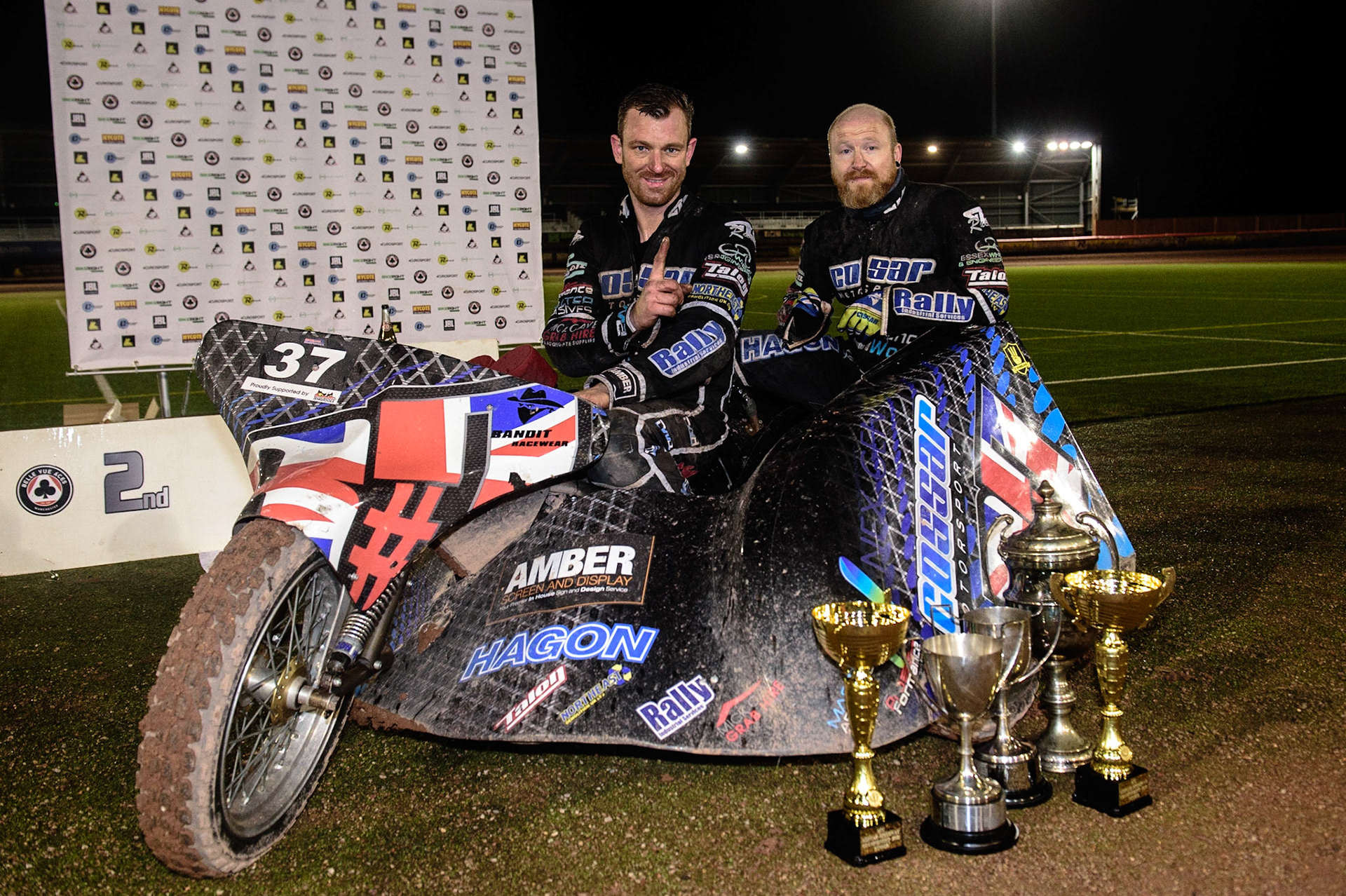 MANCHESTER, UK. OCT 30TH   Sidecar champions Mark Cossar &amp; Gareth Williams  during the Manchester Masters Sidecar Speedway and Flat Track Racing at the National Speedway Stadium, Manchester on Saturday 30th October 2021. (Credit: Ian Charles | MI News)