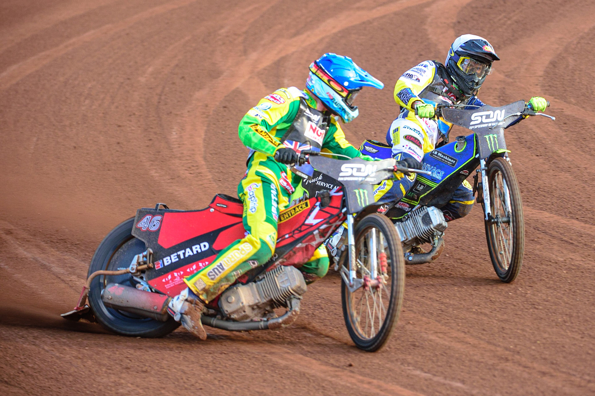 MANCHESTER, UK. OCT 16TH Max Fricke of Australia (Blue) outside Philip Hellström-Bangs of Sweden (White) during the Monster Energy FIM Speedway of Nations at the National Speedway Stadium, Manchester on Saturday  16th October 2021. (Credit: Ian Charles | MI News)