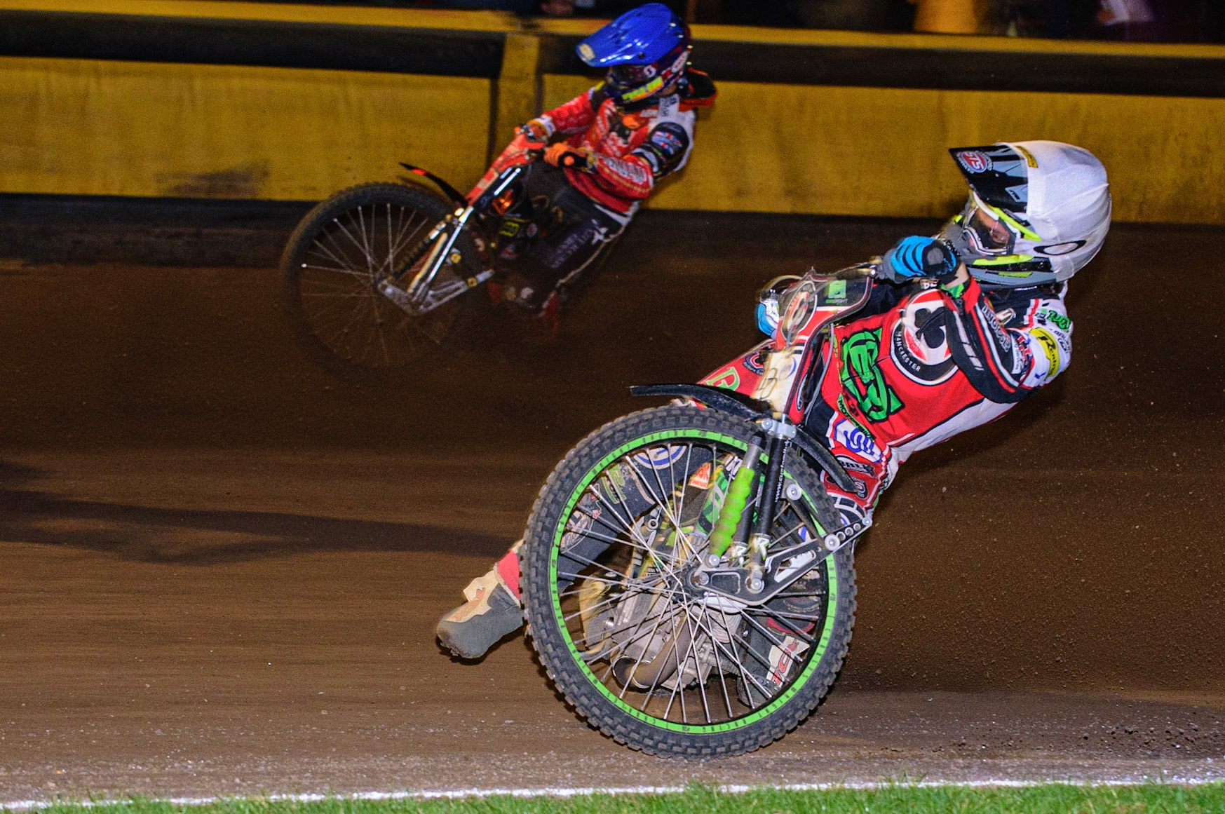 PETERBOROUGH, UK. OCT 14TH Charles Wright  (White) inside Jordan Palin  (Blue) during the SGB Premiership Grand Final 2nd leg between Peterborough and Belle Vue Aces at East of England Showground, Peterborough on Thursday 14th October 2021. (Credit: Ian Charles | MI News)