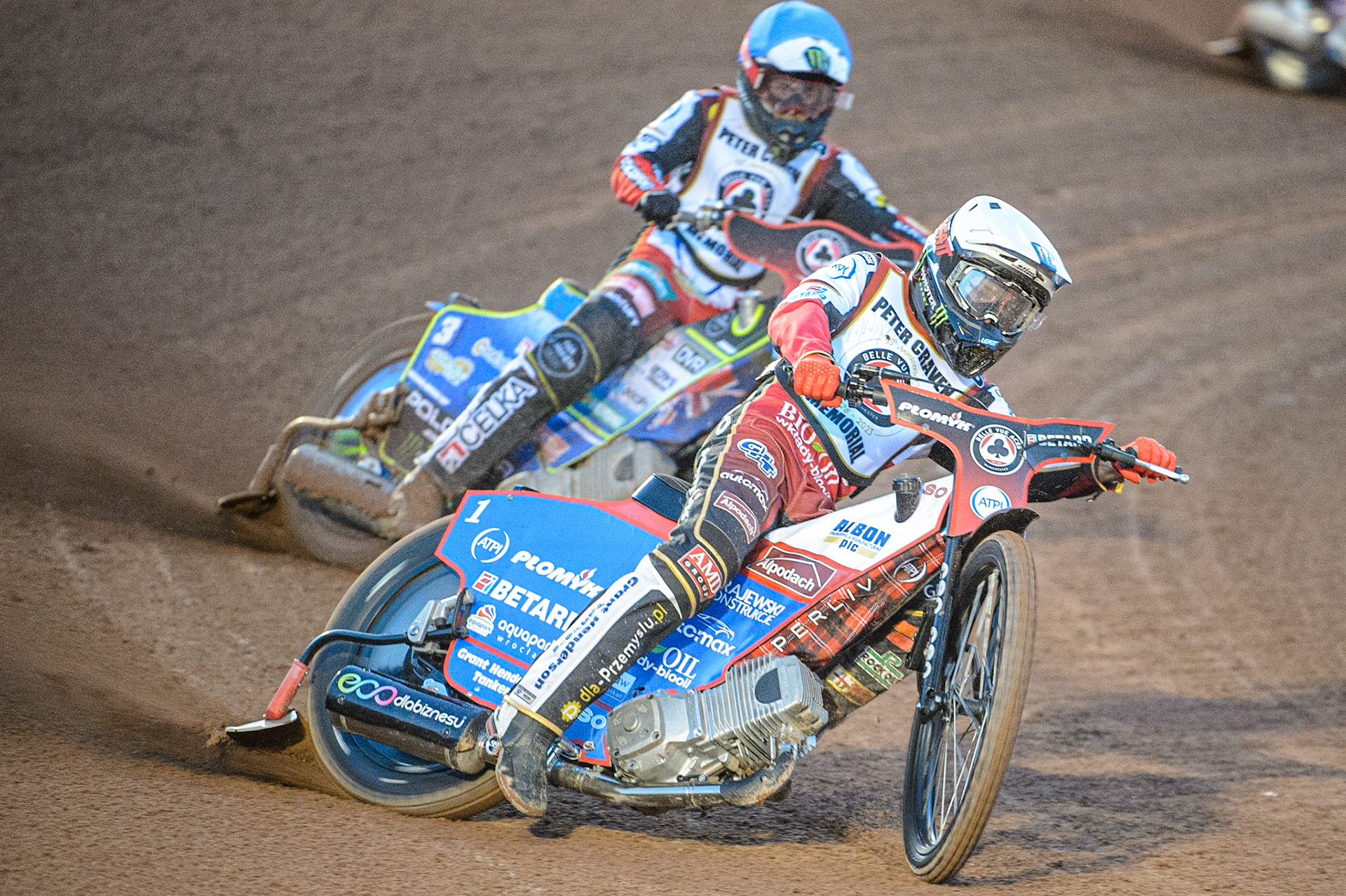 Dan Bewley  (White) leads Jaimon Lidsey  (Blue) during the Peter Craven Memorial Trophy  at the National Speedway Stadium, Manchester on Monday 3rd April 2023. (Photo: Ian Charles | MI News)