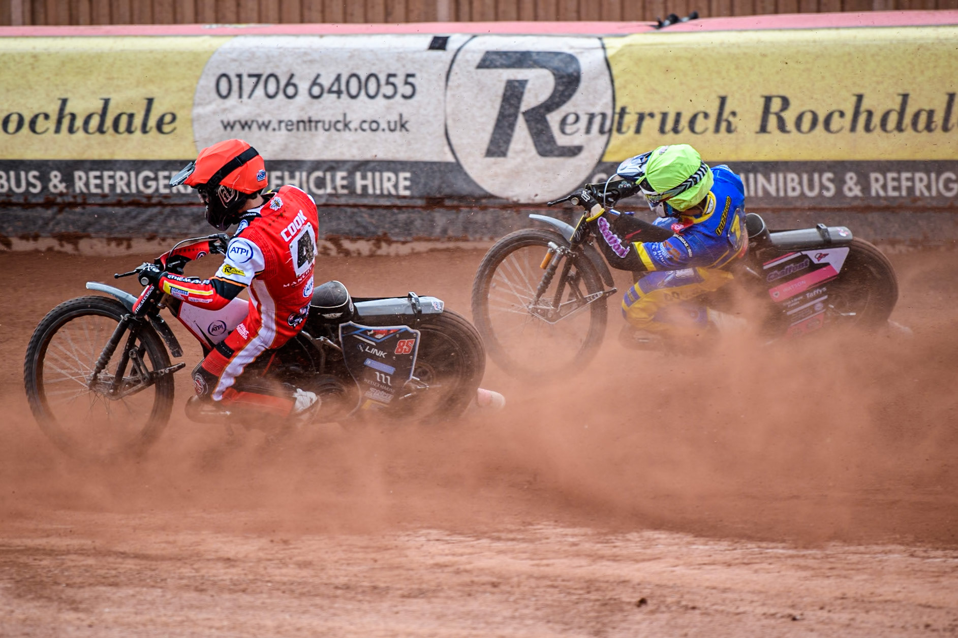 Zach Cook of Belle Vue Aces in Red rides inside Leon Flint of Sheffield Tigers in Yellow during the Rowe Motor Oil Premiership match between Belle Vue Aces and Sheffield Tigers at the National Speedway Stadium, Manchester on Monday 5th May 2025. (Photo: Ian Charles | MI News)
