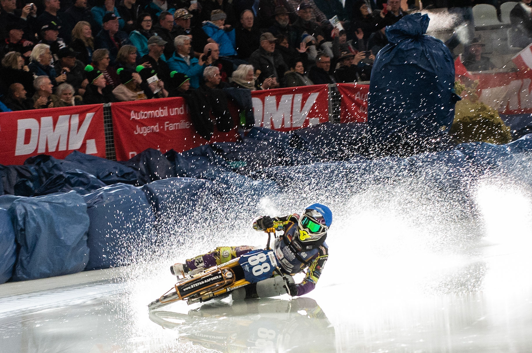 Photo: Ian Charles

Max Niedermaier (88) in action 

FIM Ice Speedway Gladiators World Championship, Event 4.1, Max-Aicher-Arena, Inzell, Germany, Saturday 16 March 2019