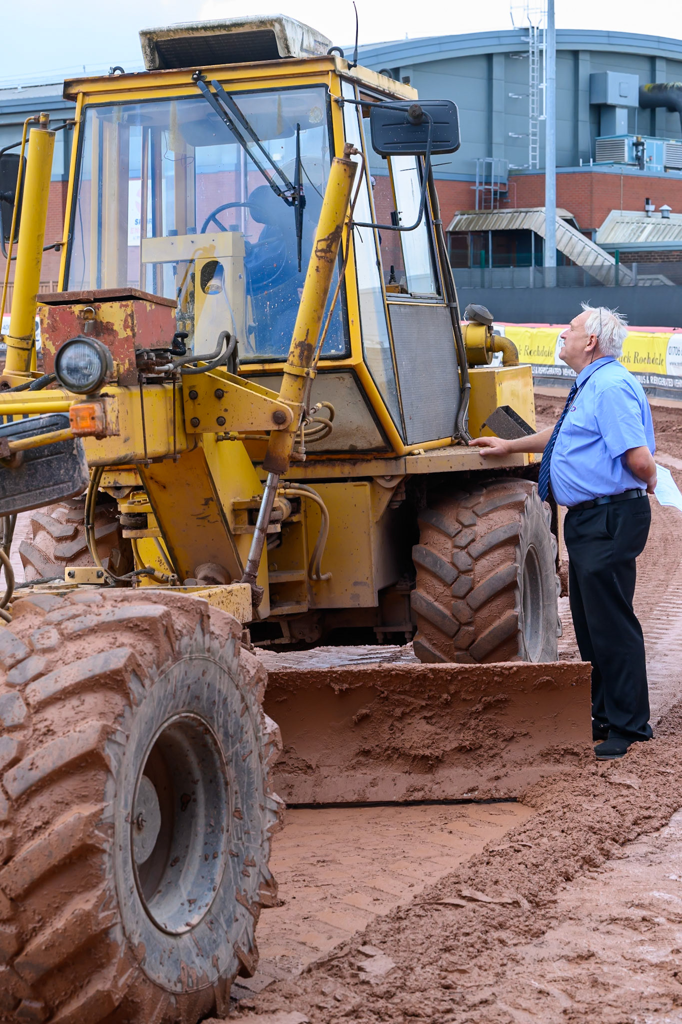 Referee Chris Durno discusses the track work with Track Curator Andy Meredith before the rain off during the Rowe Motor Oil Premiership match between Belle Vue Aces and Sheffield Tigers at the National Speedway Stadium, Manchester on Monday 31st August 2026. (Photo: Ian Charles | MI News)